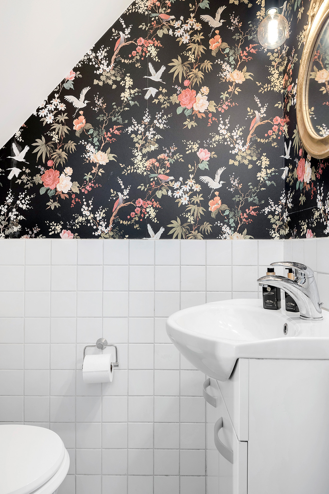 Gäst wc i hall på entréplan