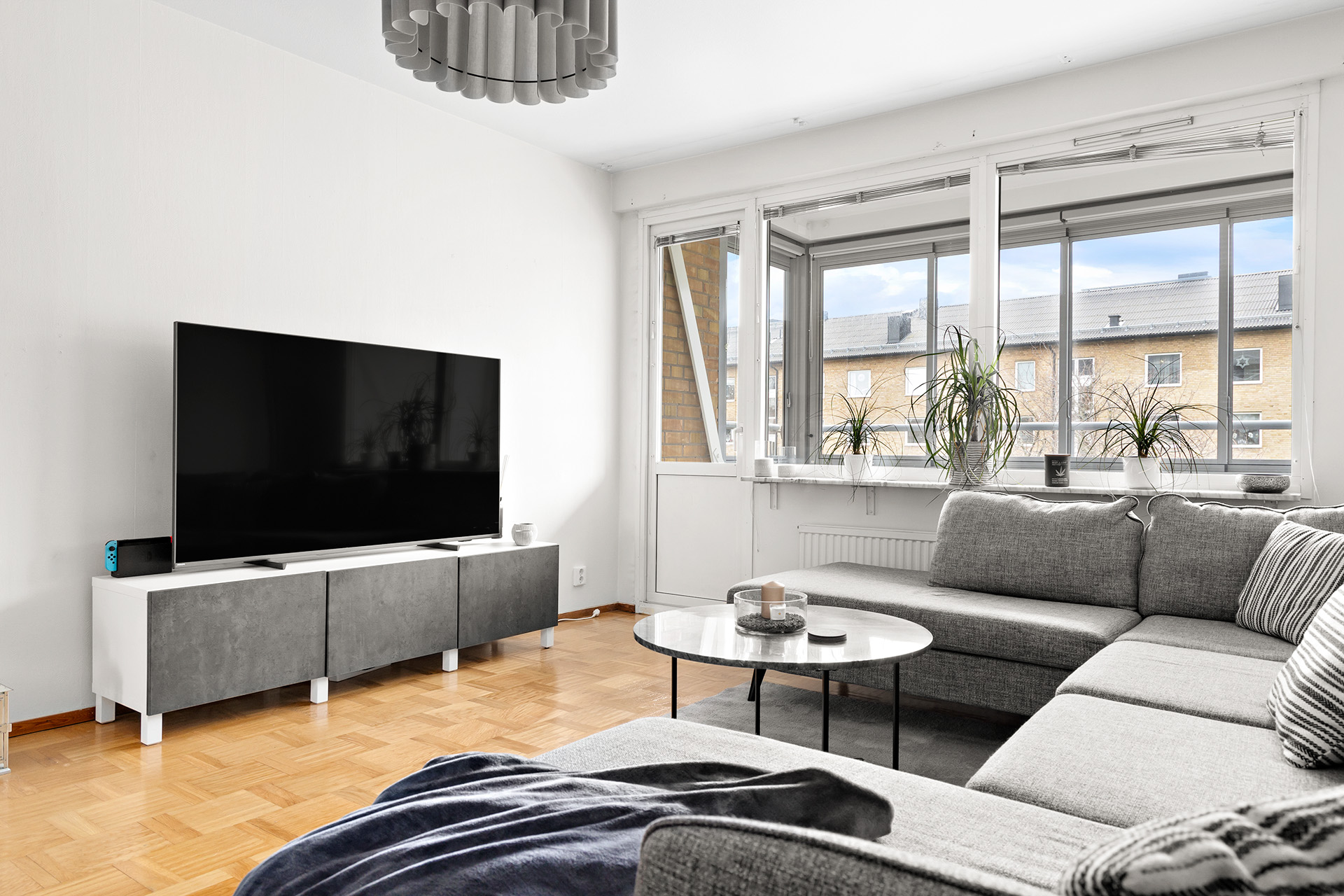 Vardagsrum med balkong