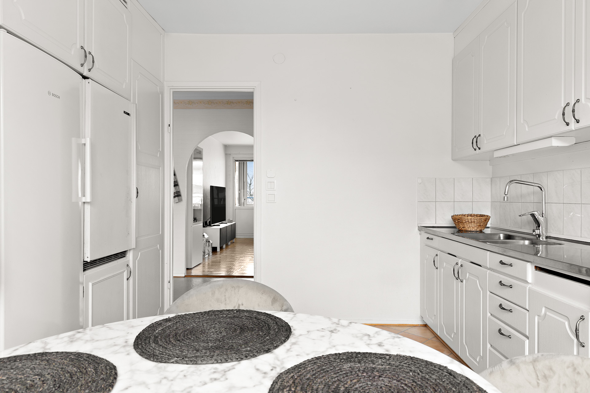 Med vy mot vardagsrum