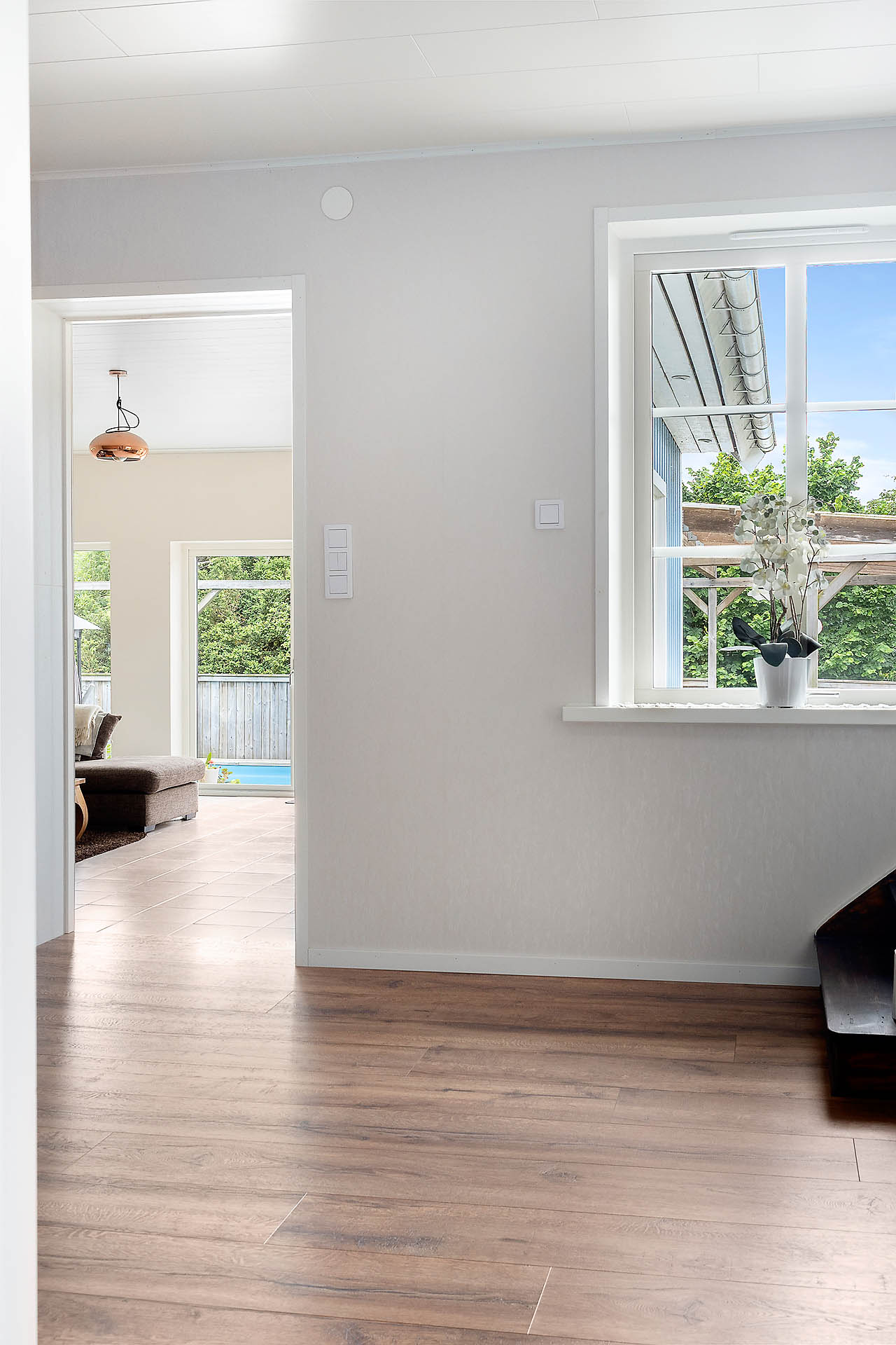 Allrum med vy mot vardagsrum