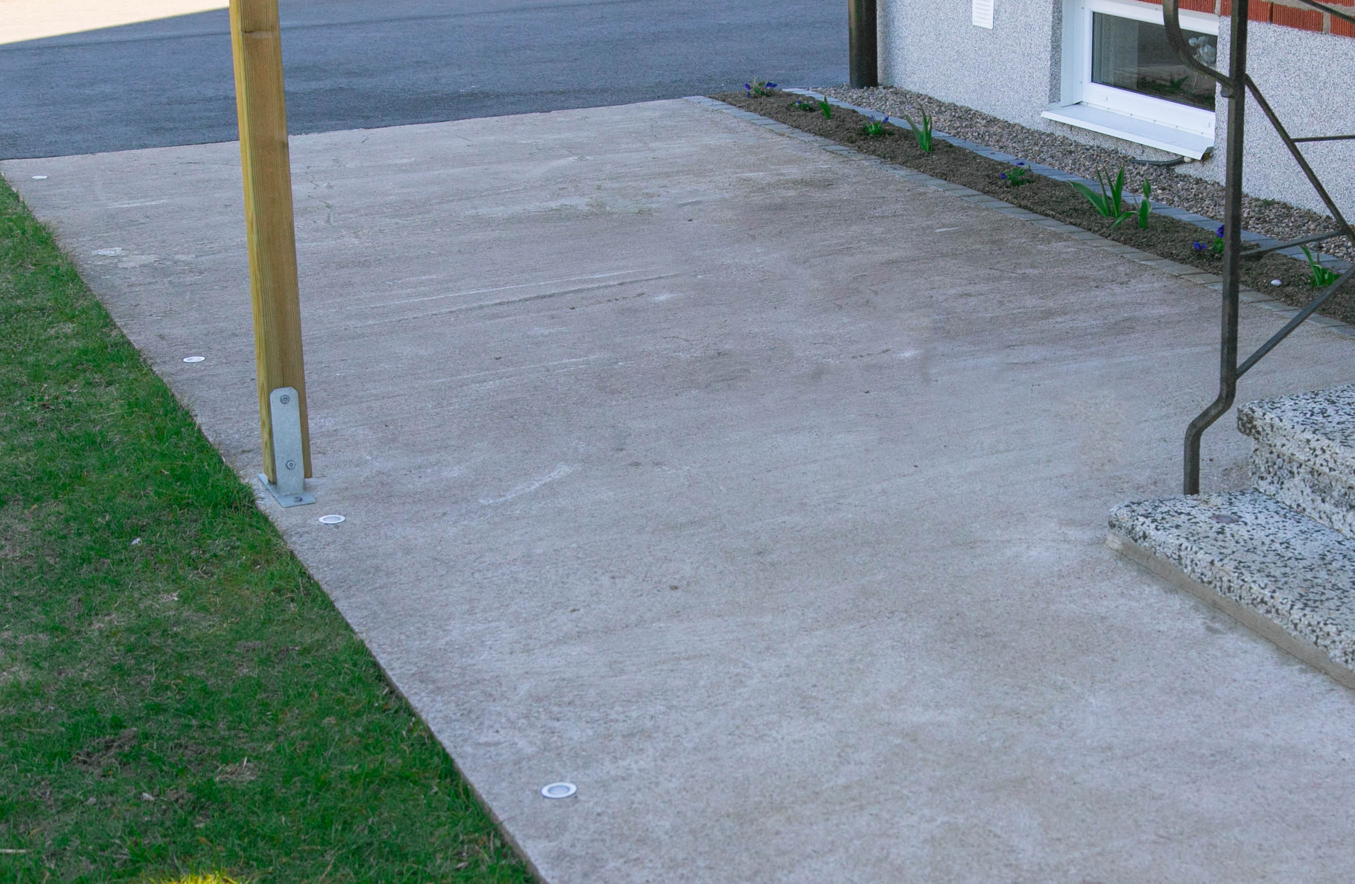 Infälld belysning i plattan