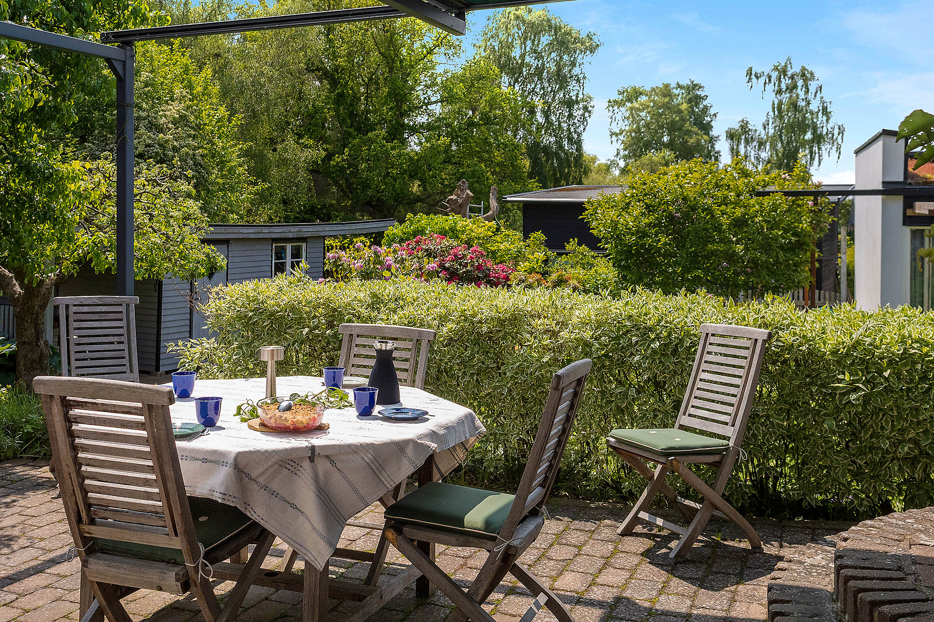 Uteplats där du fäller ut din markis så långt du vill