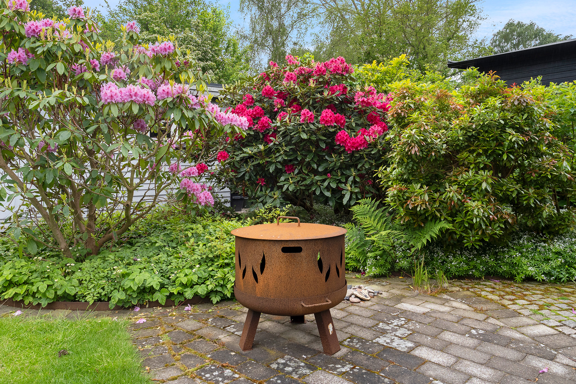 En trädgård med lång blomningstid