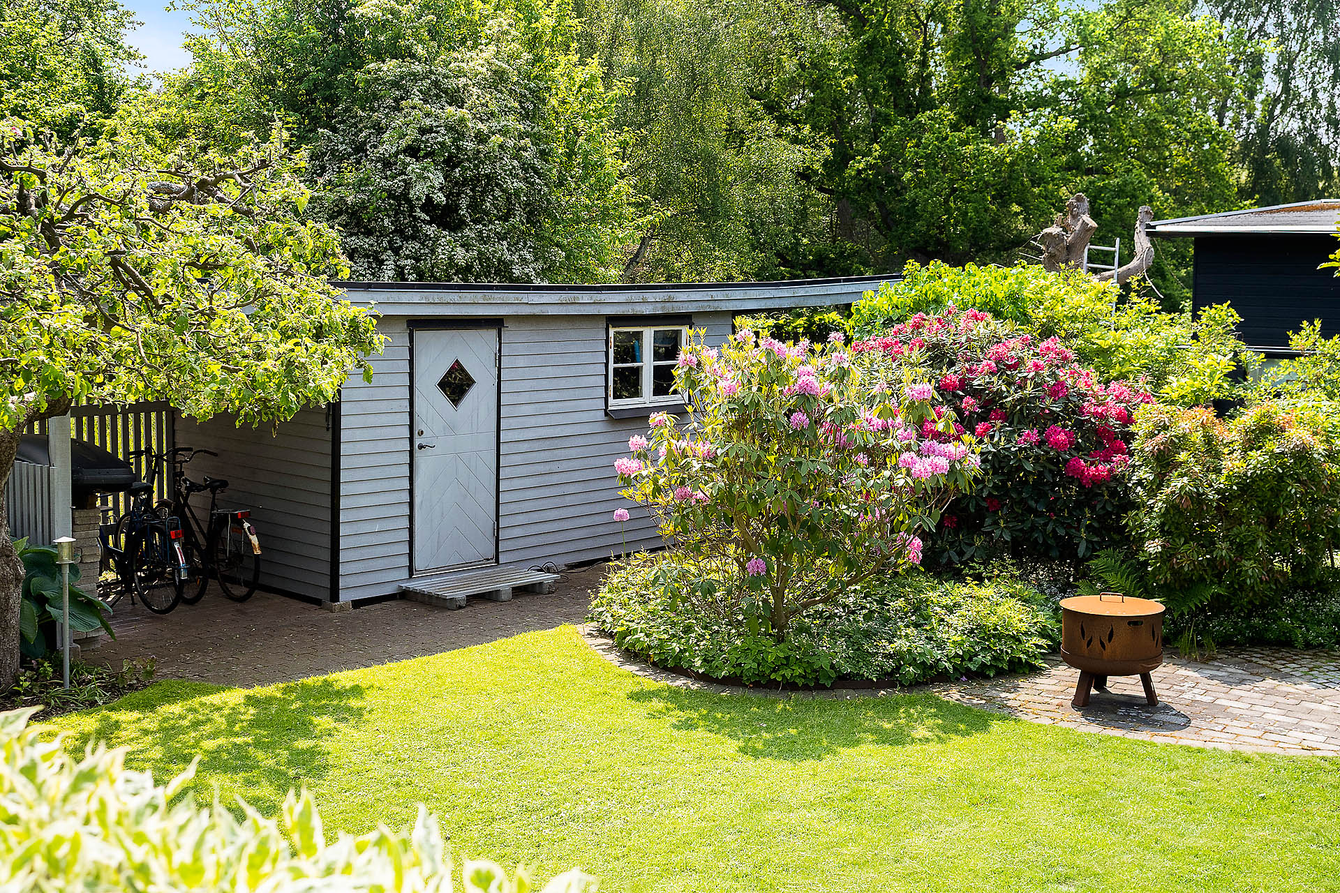 Extra bod för dina trädgårdsredskap