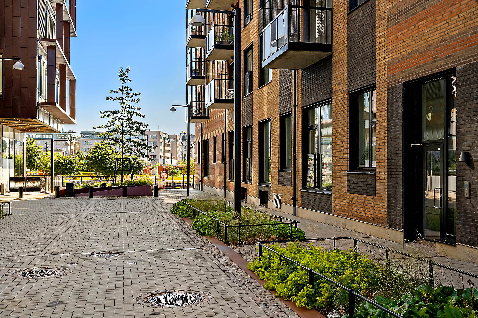 Ingång till Asa Thors Gränd 2