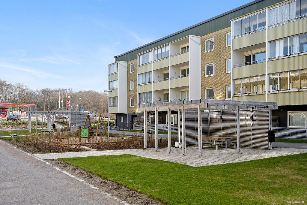 Föreningens välanlagda innergård