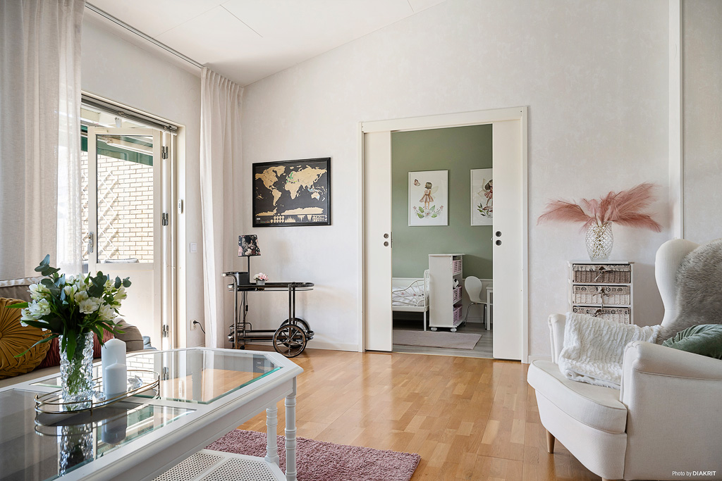 Vardagsrum mot sovrum 2