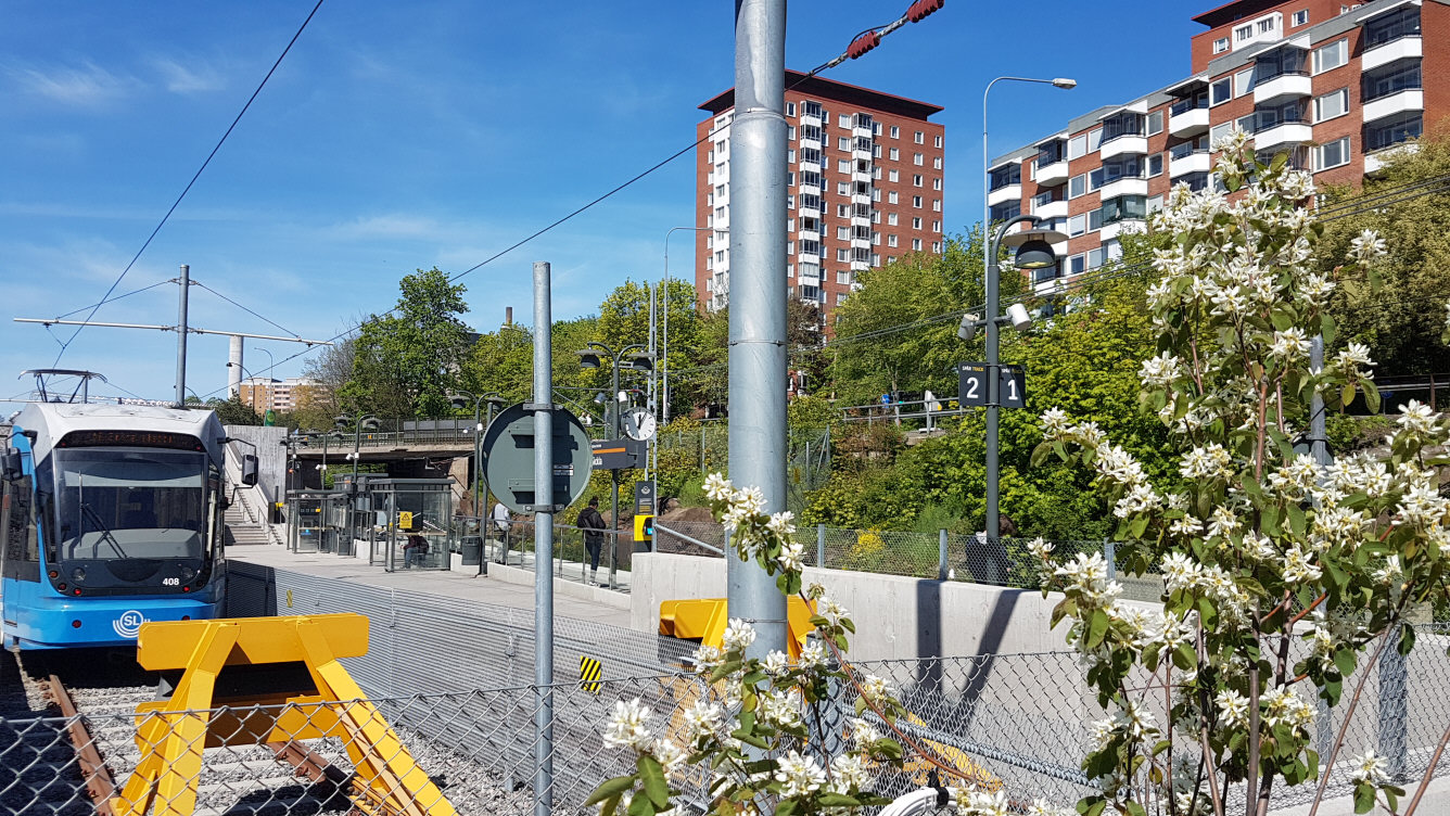 Saltsjöbanan & Tvärbanan runt knuten!