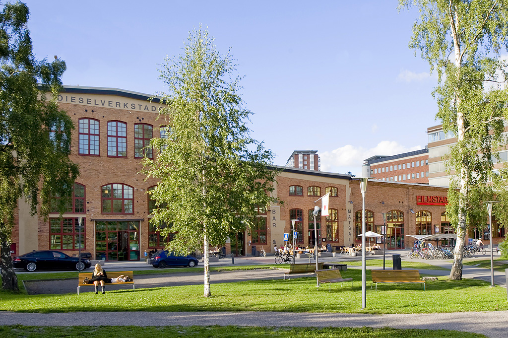 Dieselverkstaden i Sickla med biograf etc.