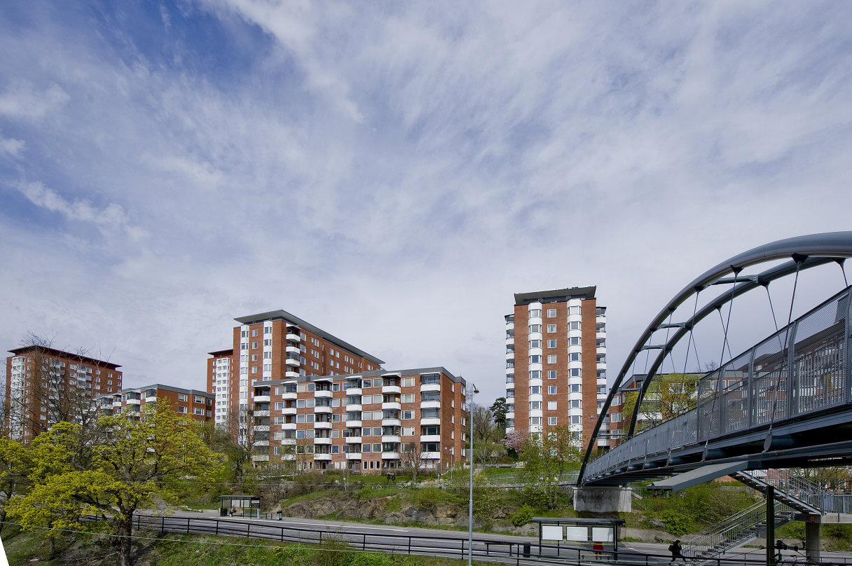 Gångbro till Sickla köpkvarter