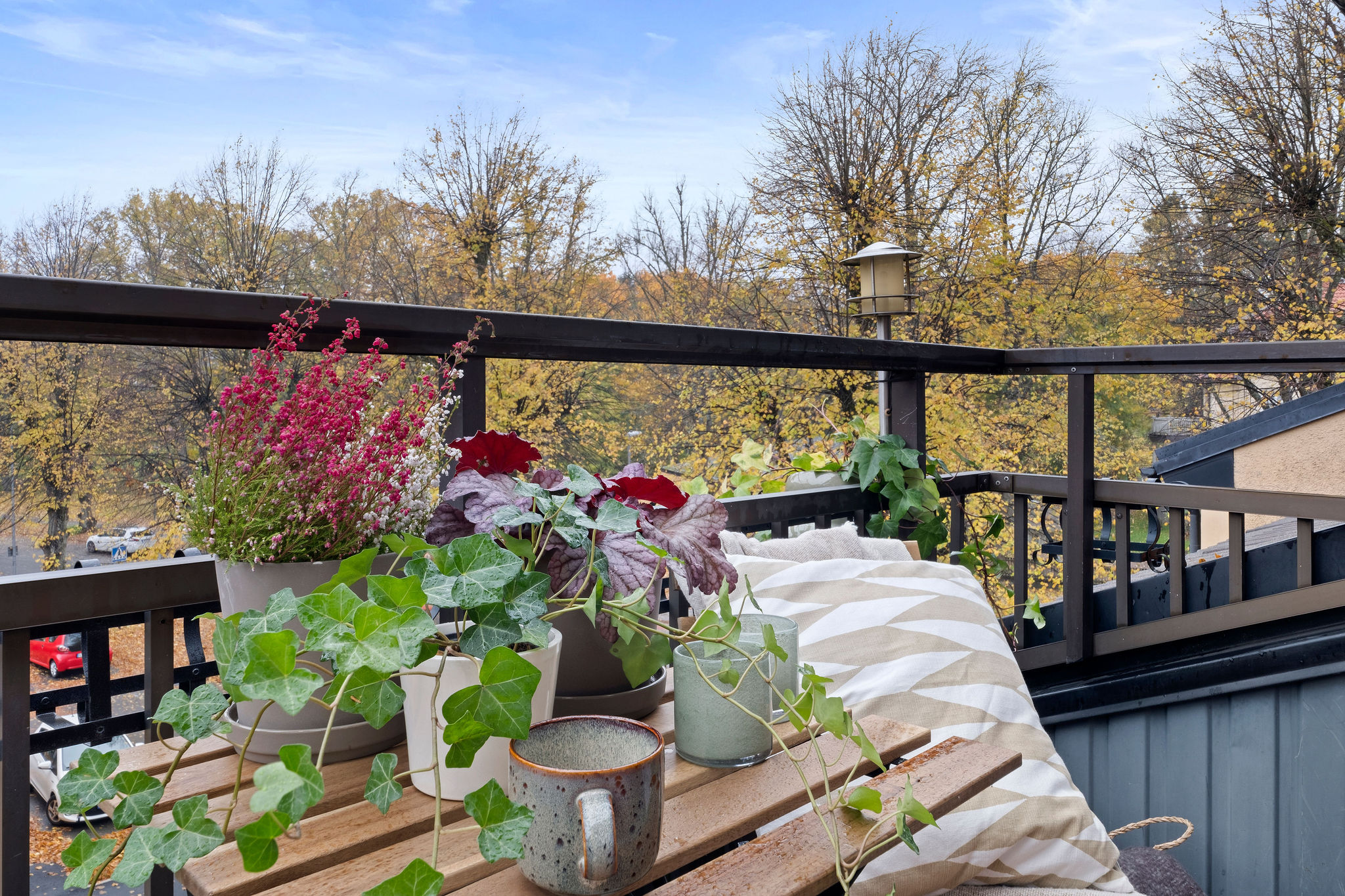 Njut från tidig vår till in på hösten!