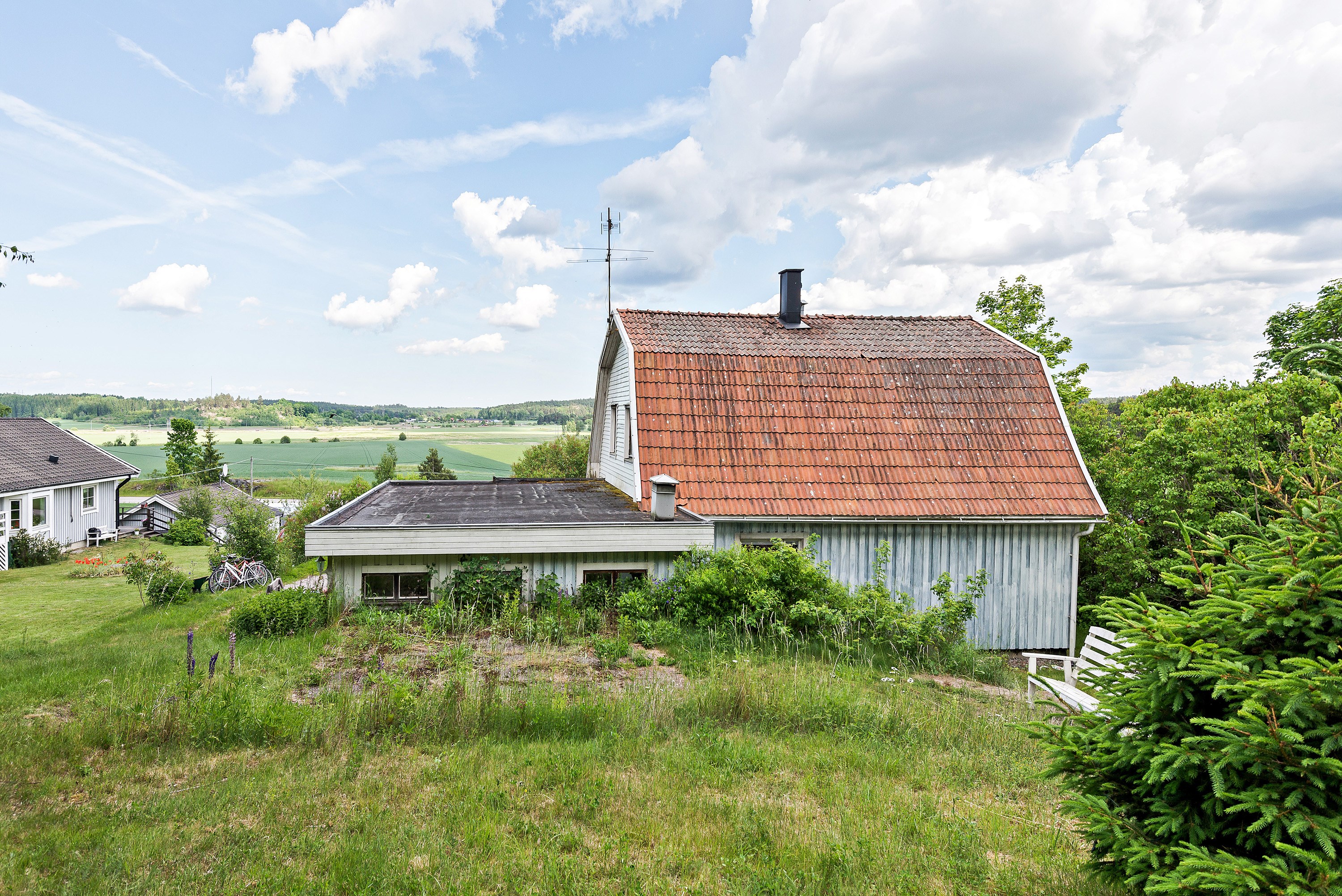 Utsikt från tomten med högt läge