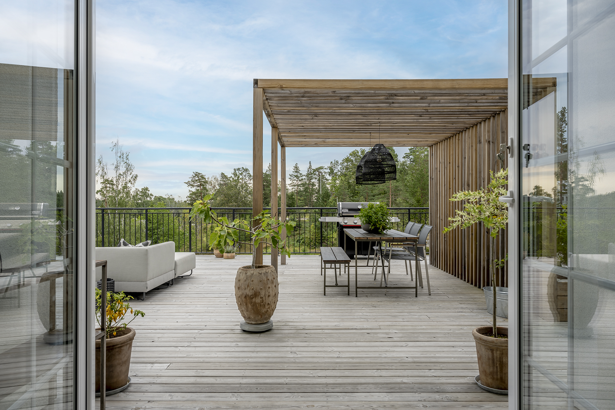 Pergola för härliga sommarkvällar