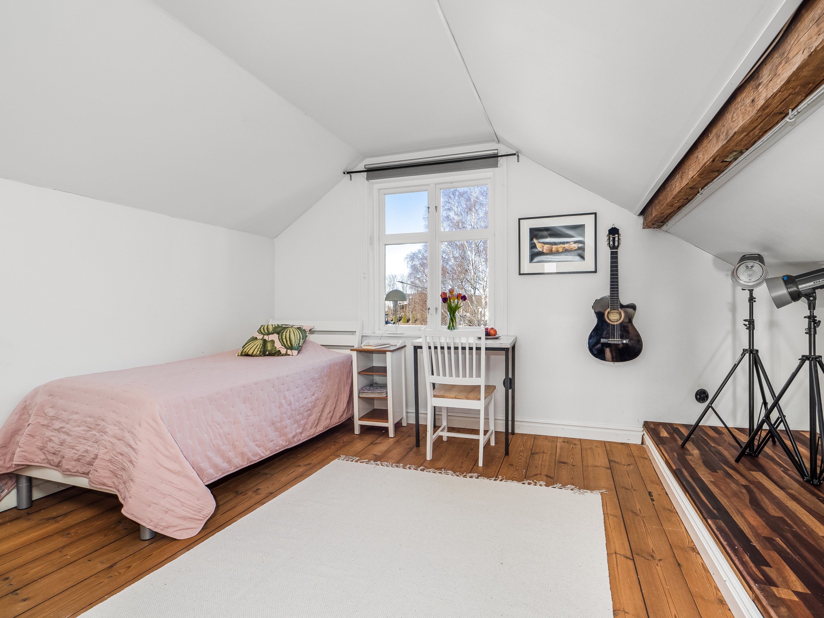 Sovplats på inredd vind