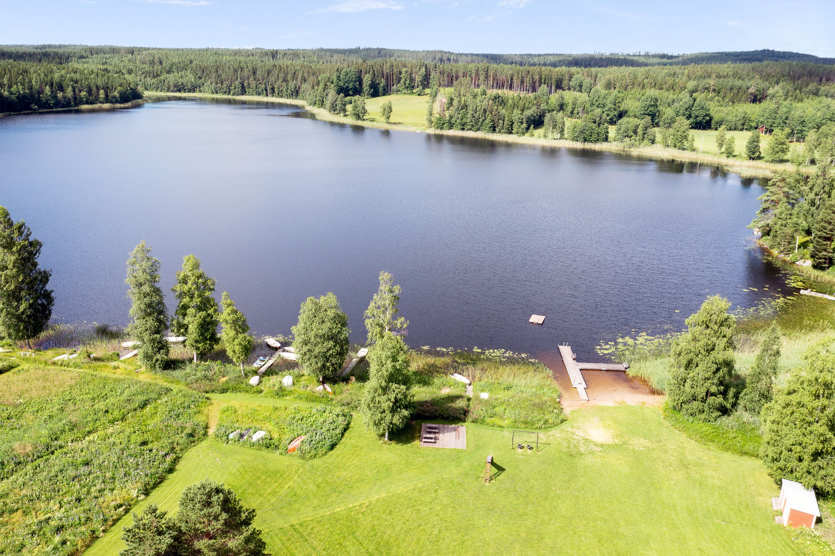 Samfällt område med bad