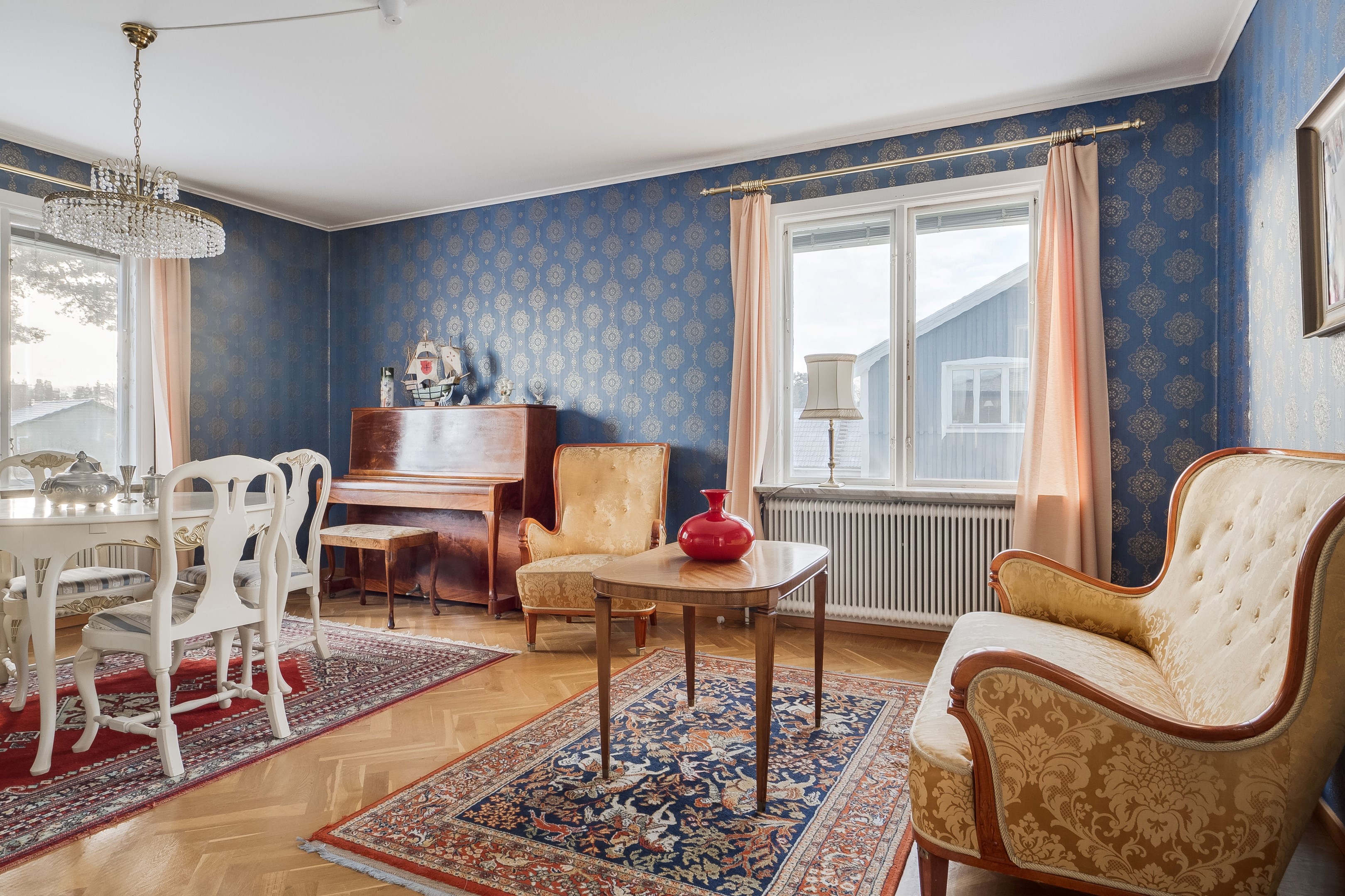 Sällskapsrum, övre plan