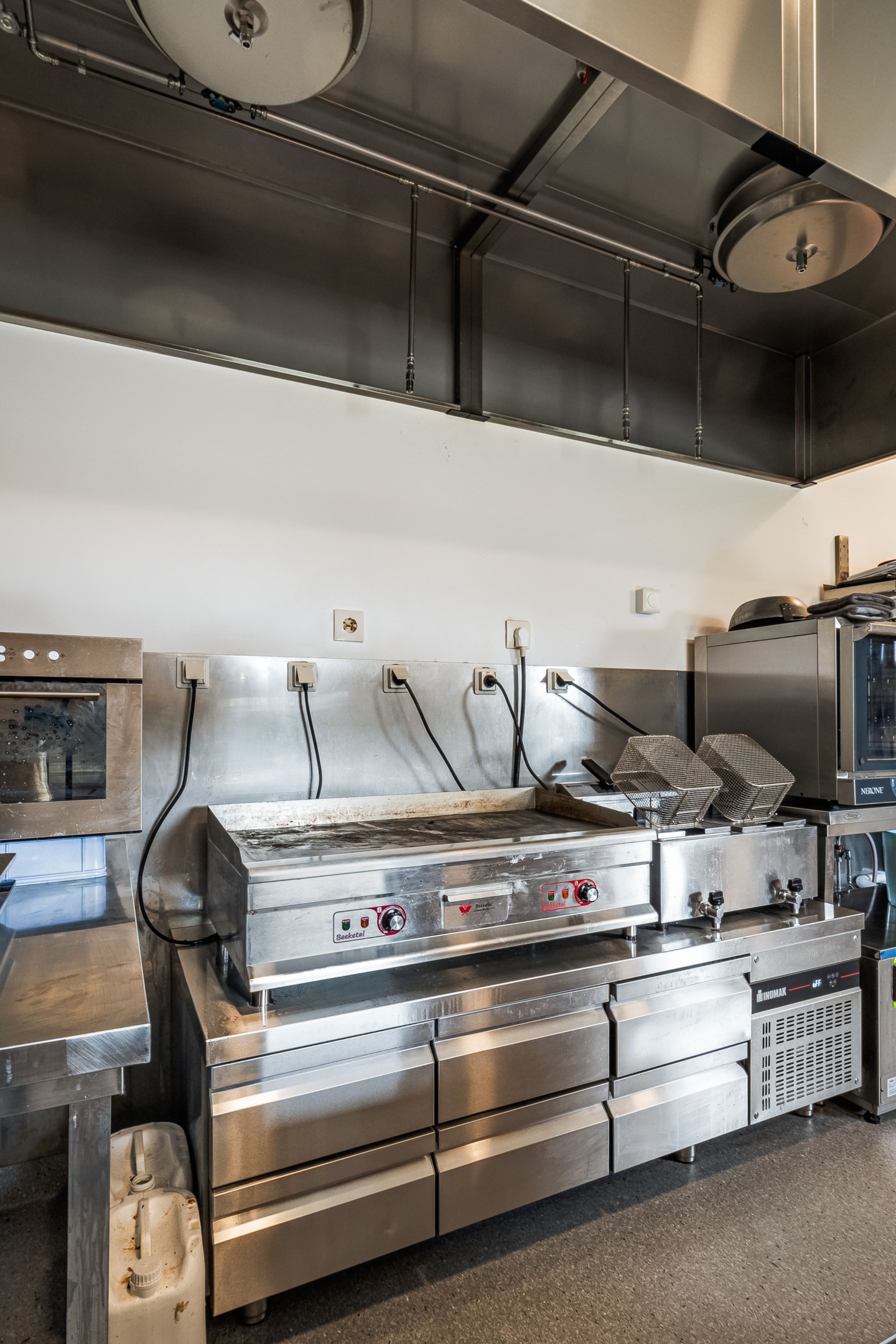Restaurangkök i nya byggnaden