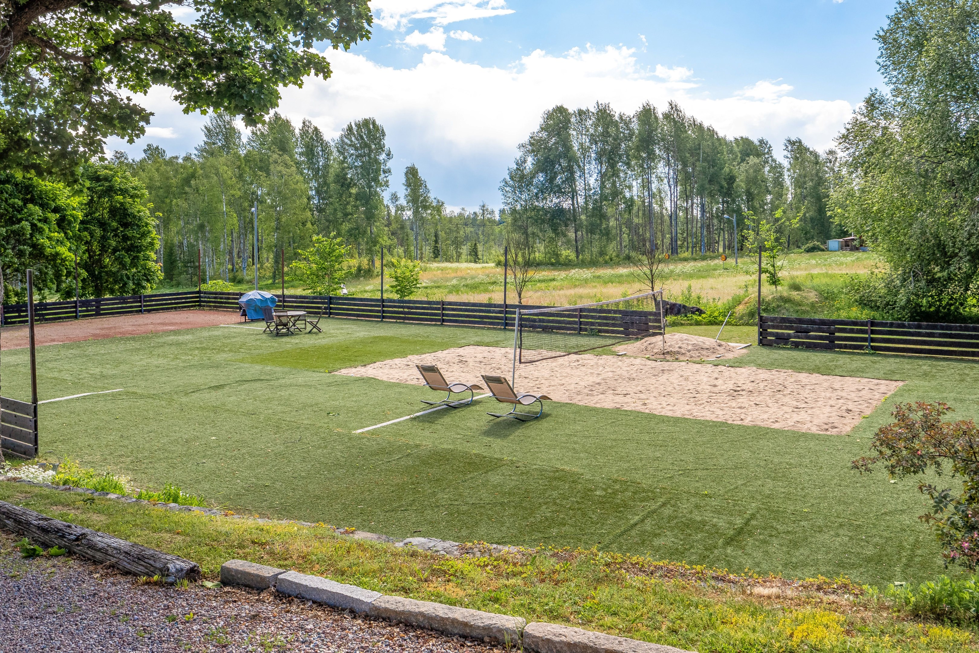 F.d tennisplan i dag beach volleyboll