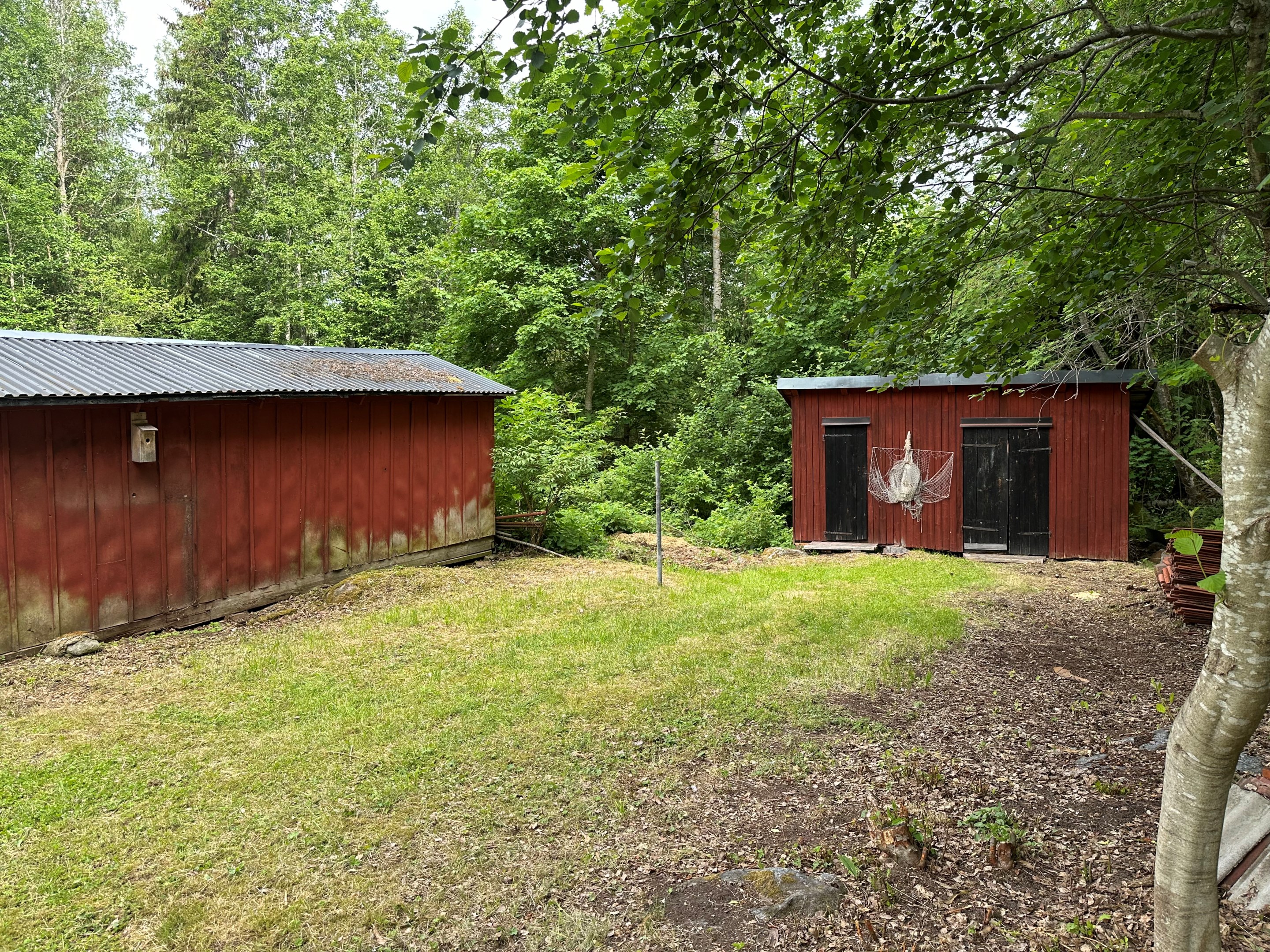 Garage, dass & förråd.