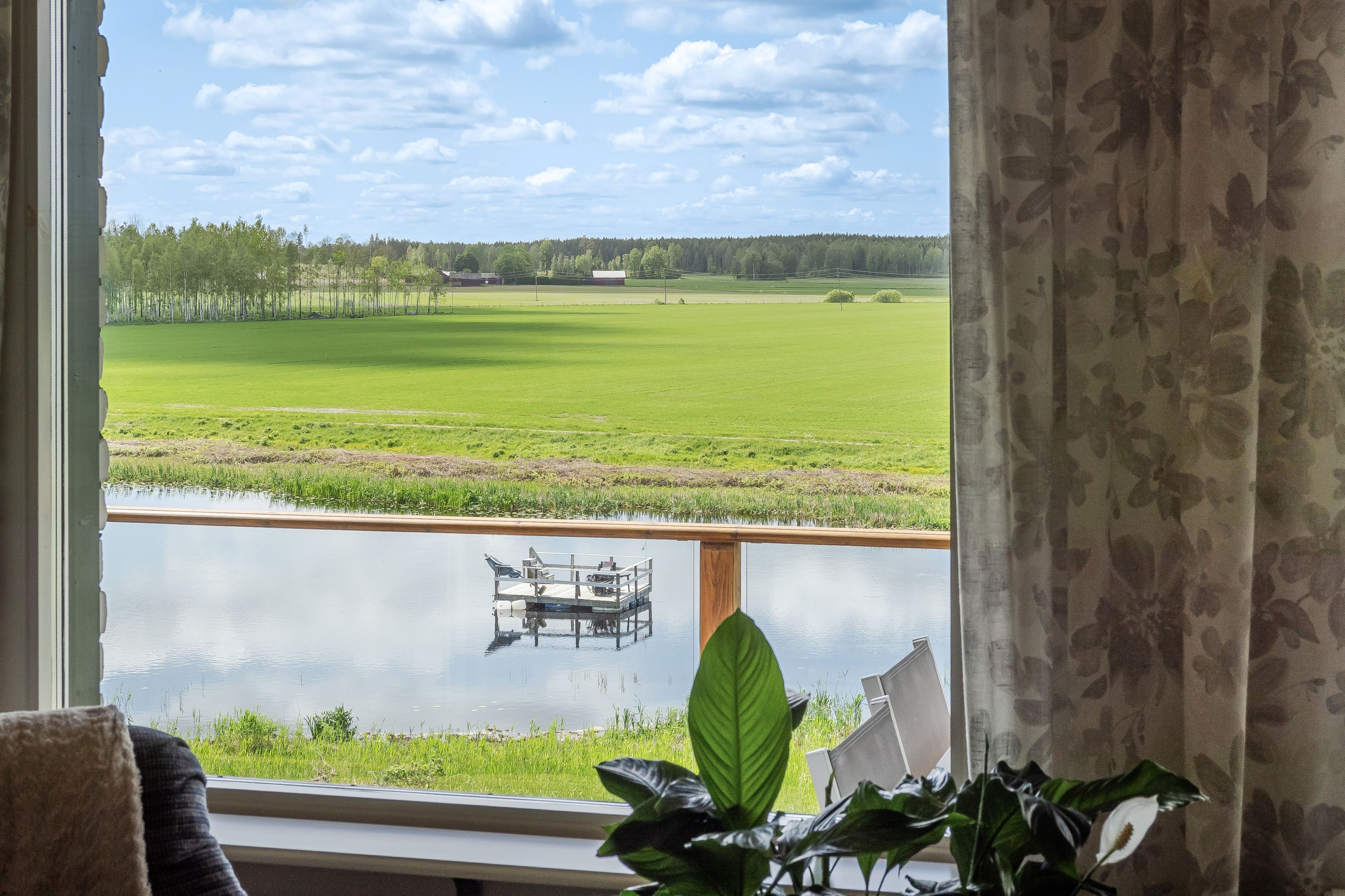 Utskikt på baksidan från vardagsrummet