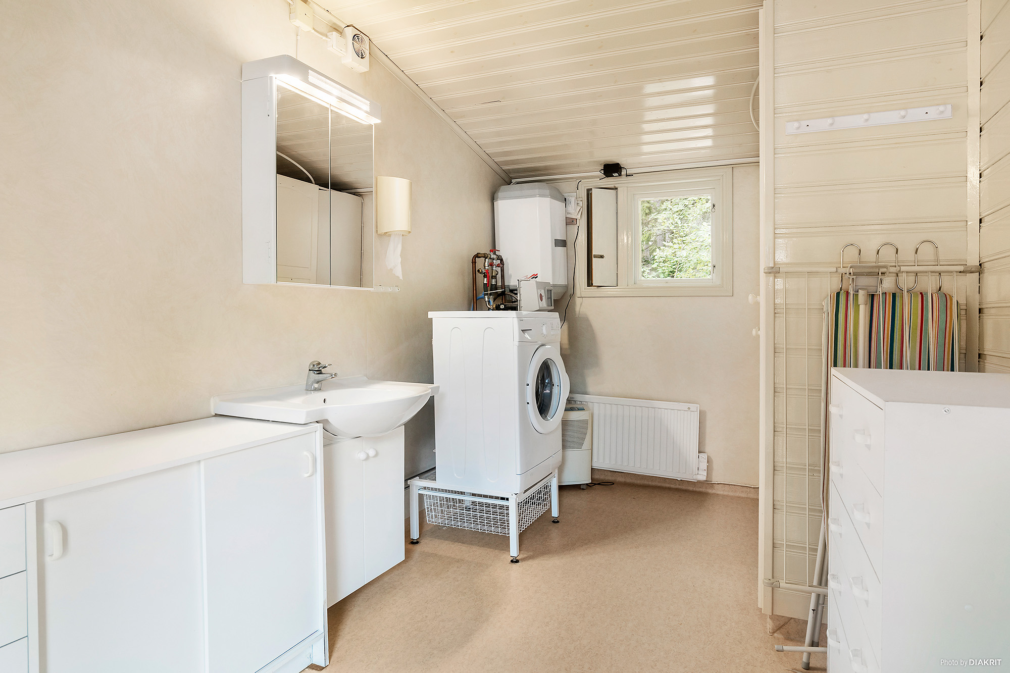 Hus 4 badrum/tvättstuga