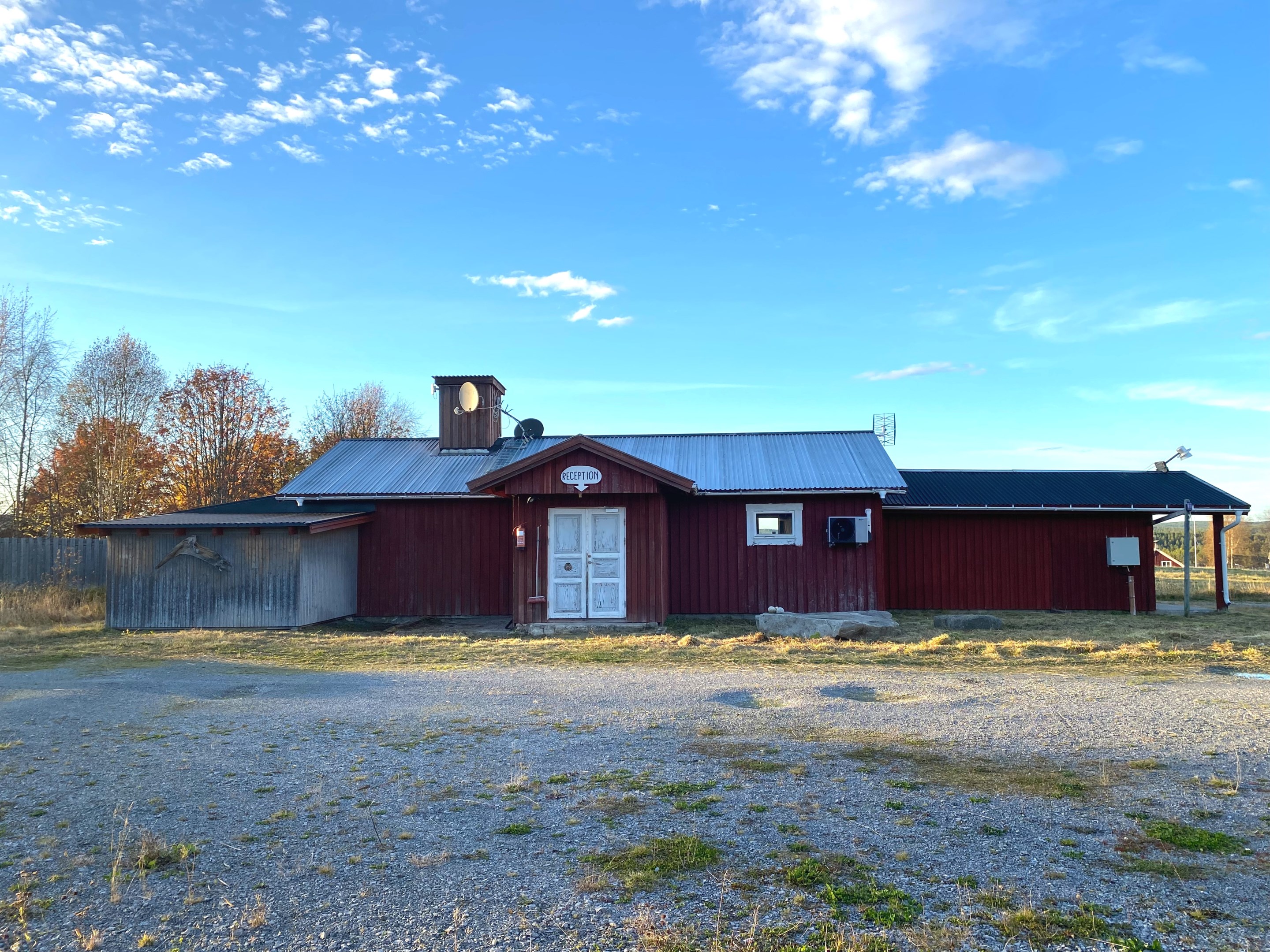 Exteriör receptionsbyggnad