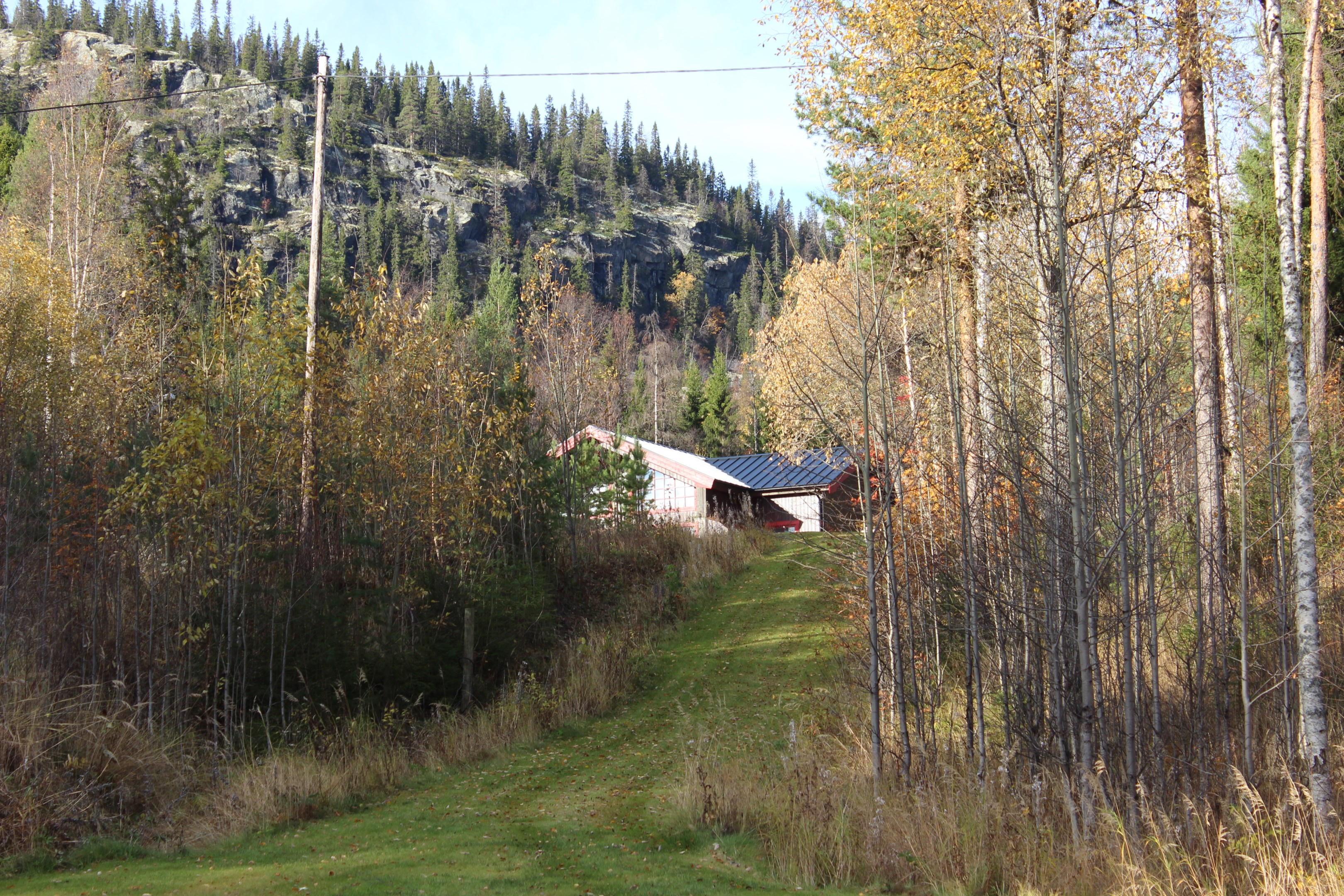 Väg från strand till huset