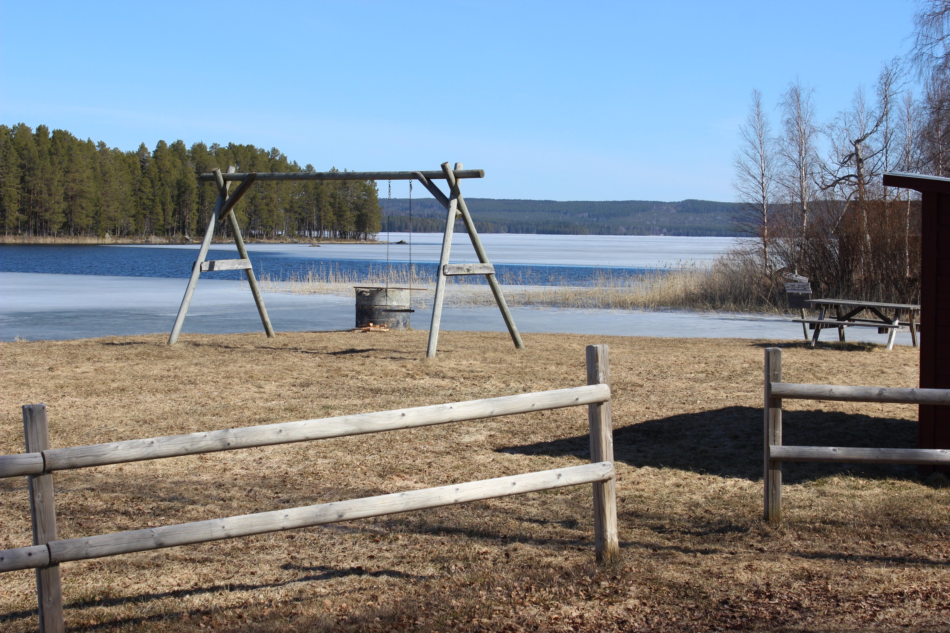 Byns gemensamma badplats
