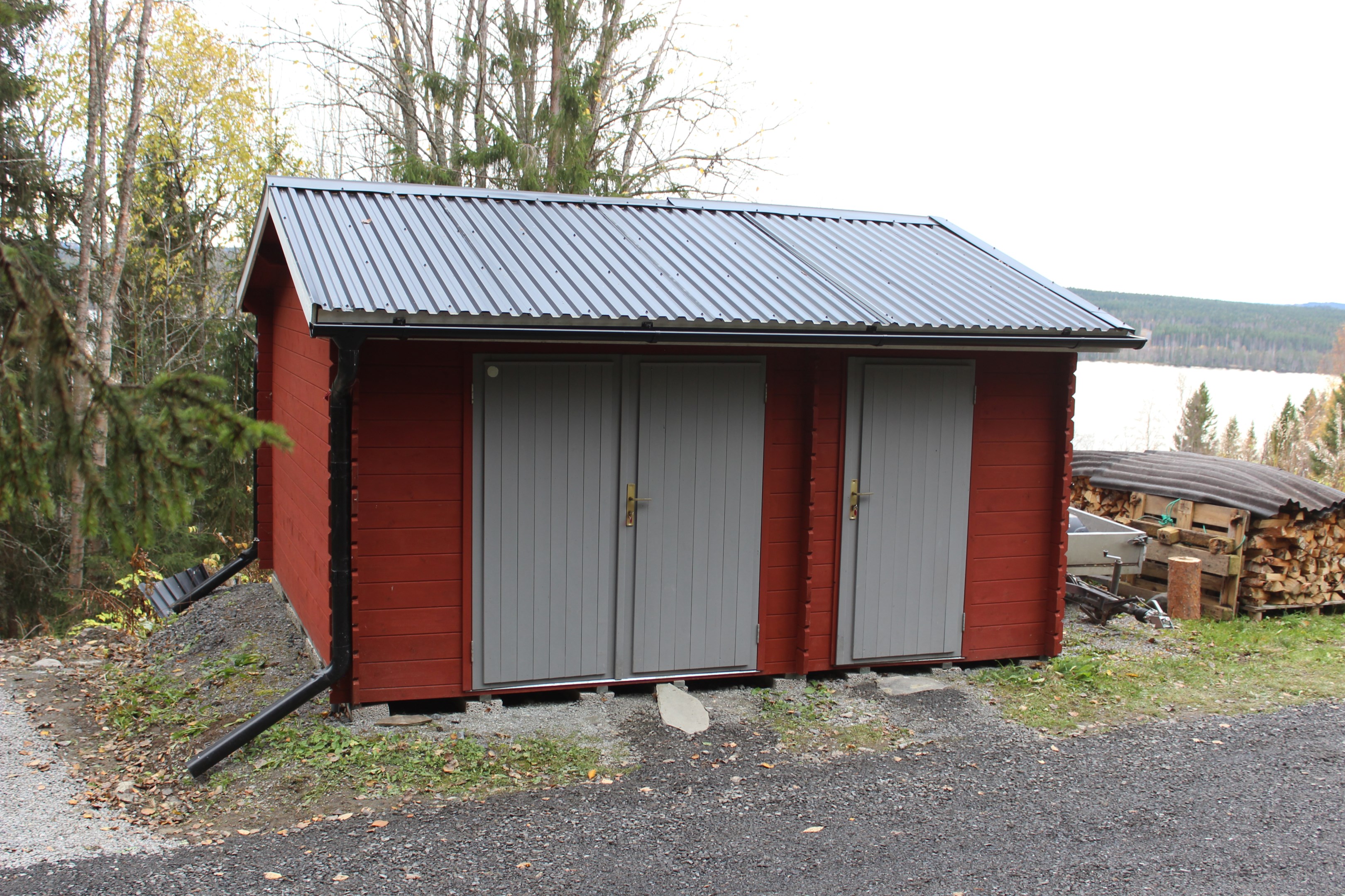  Förrådsbyggnad med 2 förråd