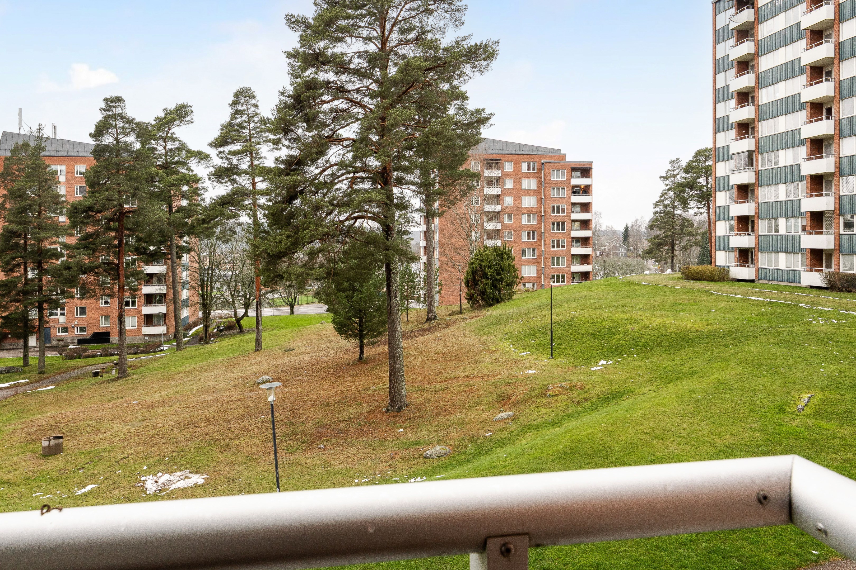 Balkong mot innergård