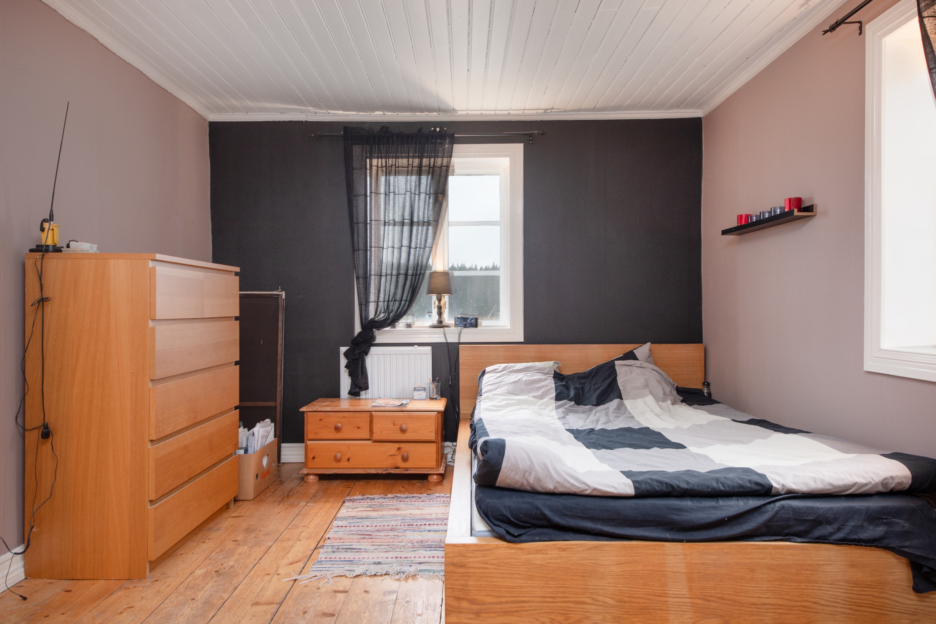 Sovrum på entréplanet