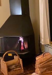   Sprakande brasa, friskt luft