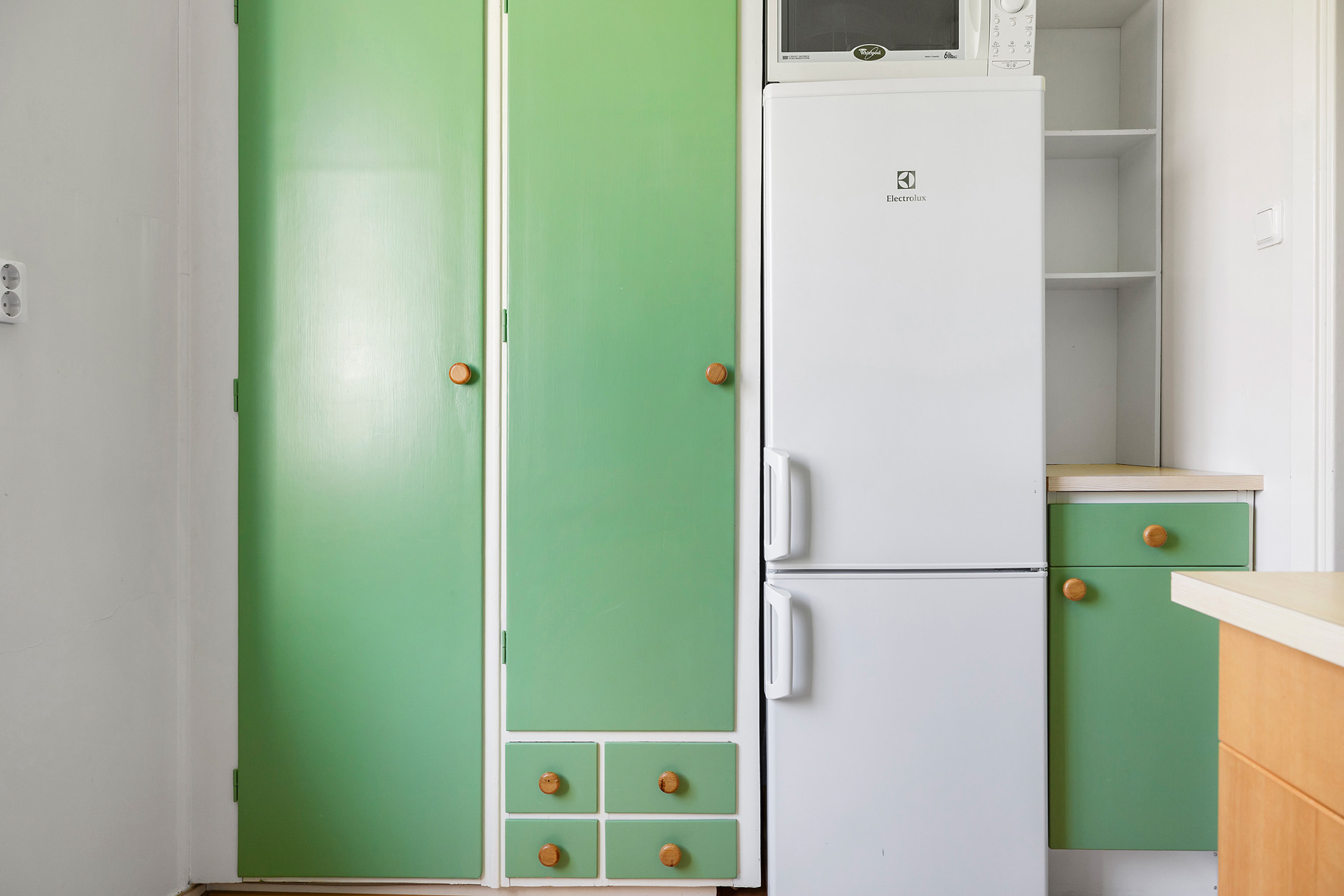 Kallskafferi och kyl/frys