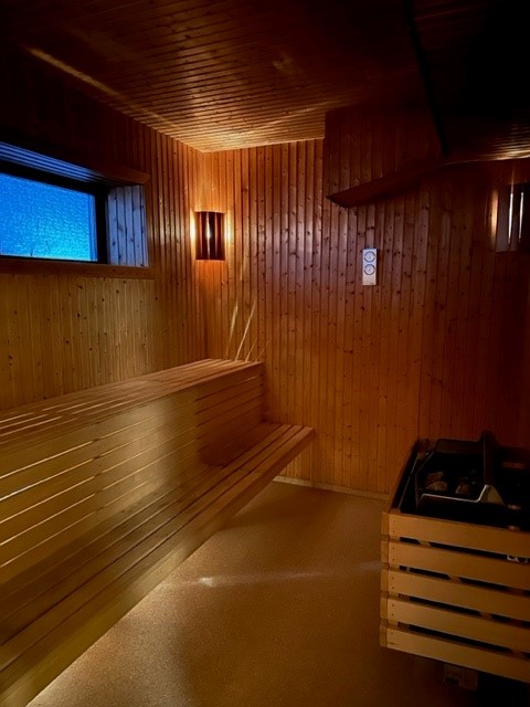 Club House Sauna. Bara bada bastu, bastu, ångan upp och släpp all stress idag