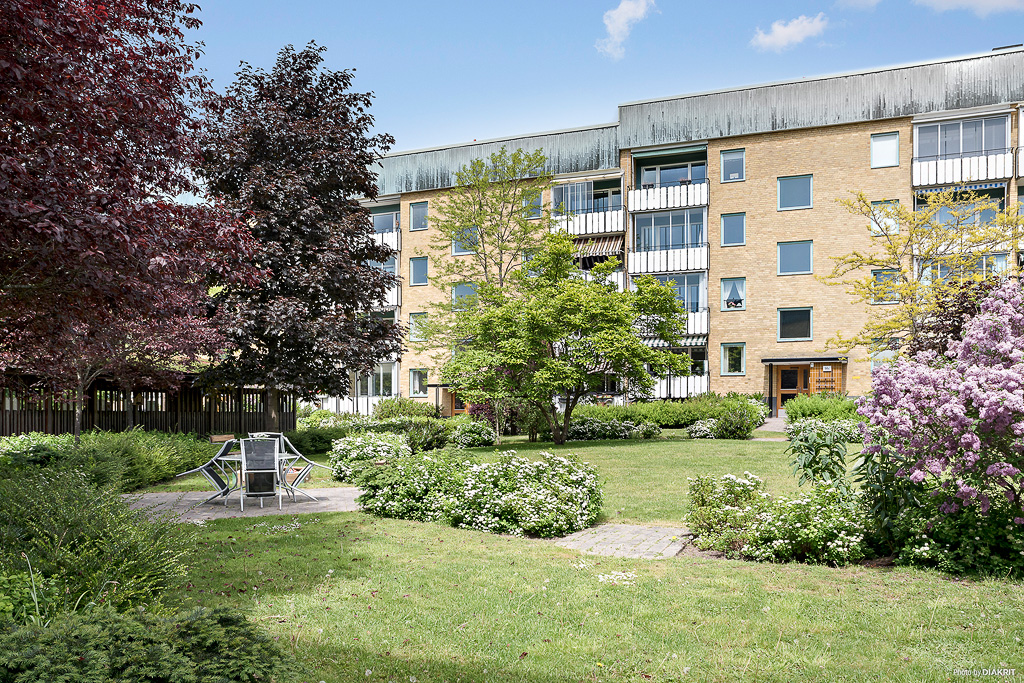 Gustenborgs välanlagda innergård