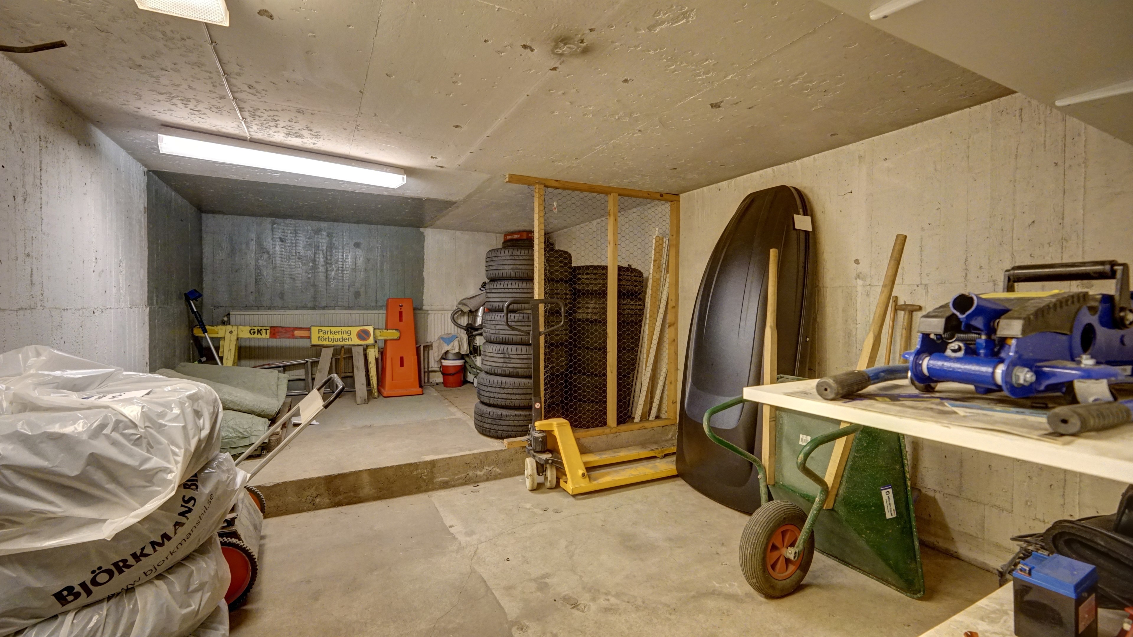 Gemensamt däckförråd