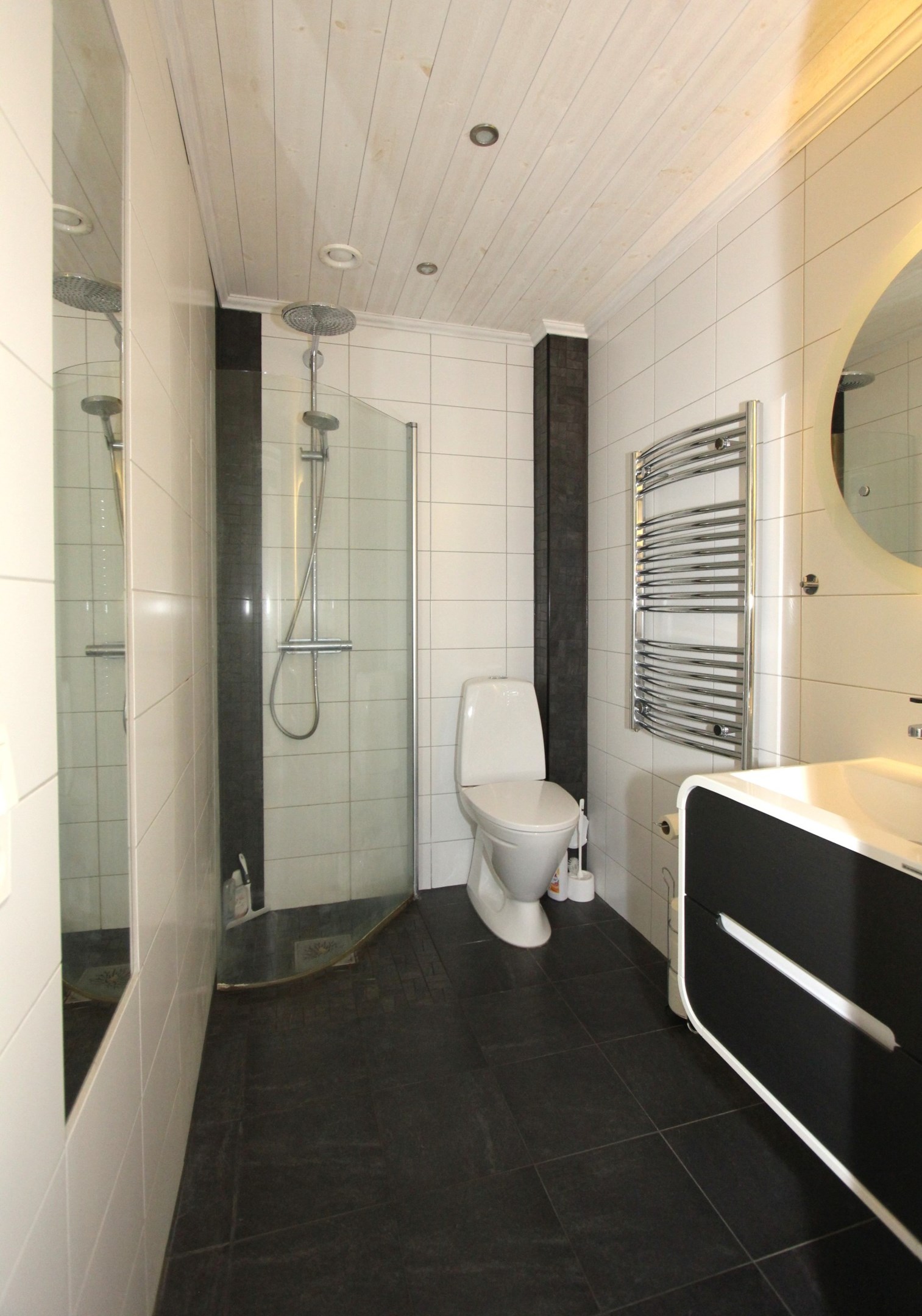 Badrum i högra delen