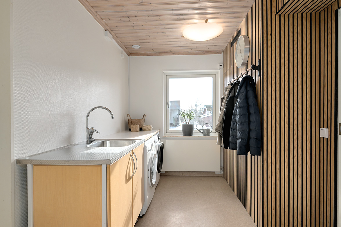 Groventré/tvättstuga