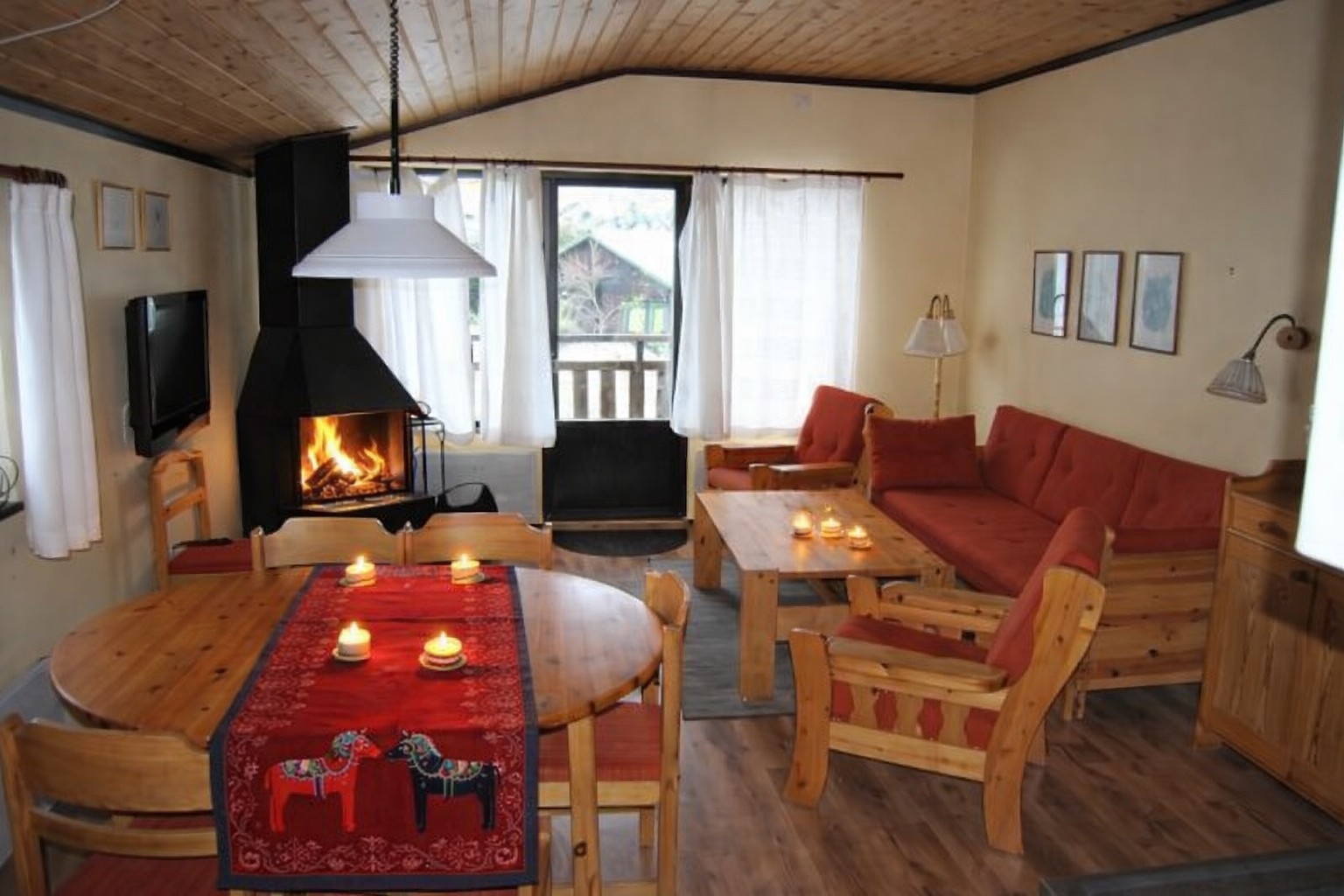 Eldstad i storstugan.