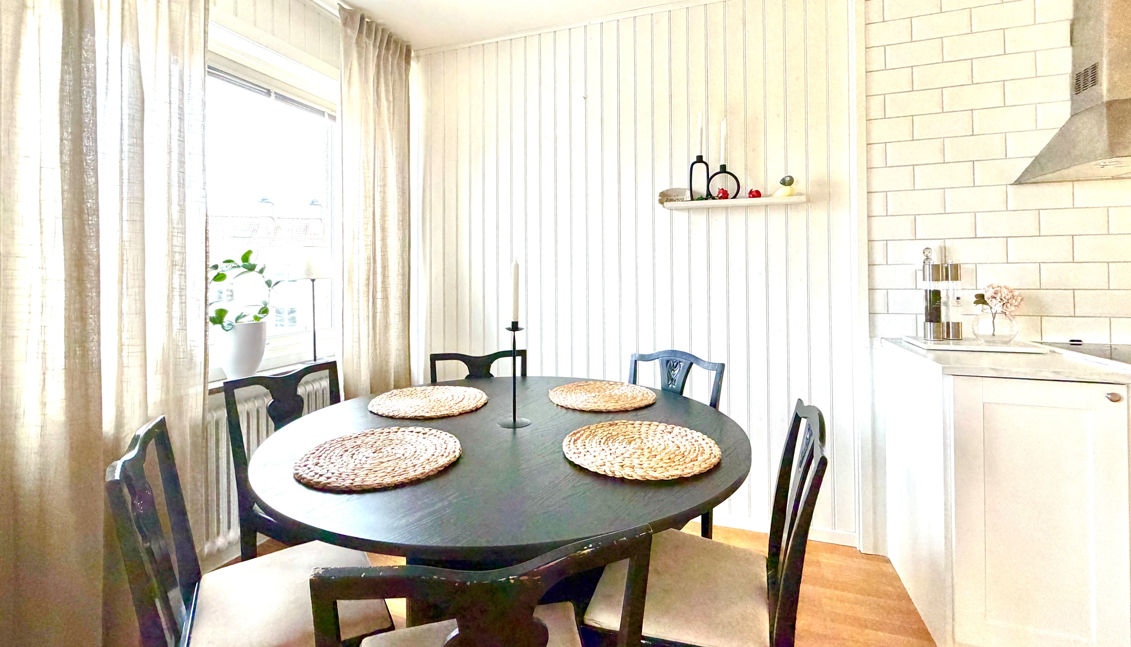 Matplats för minst 4