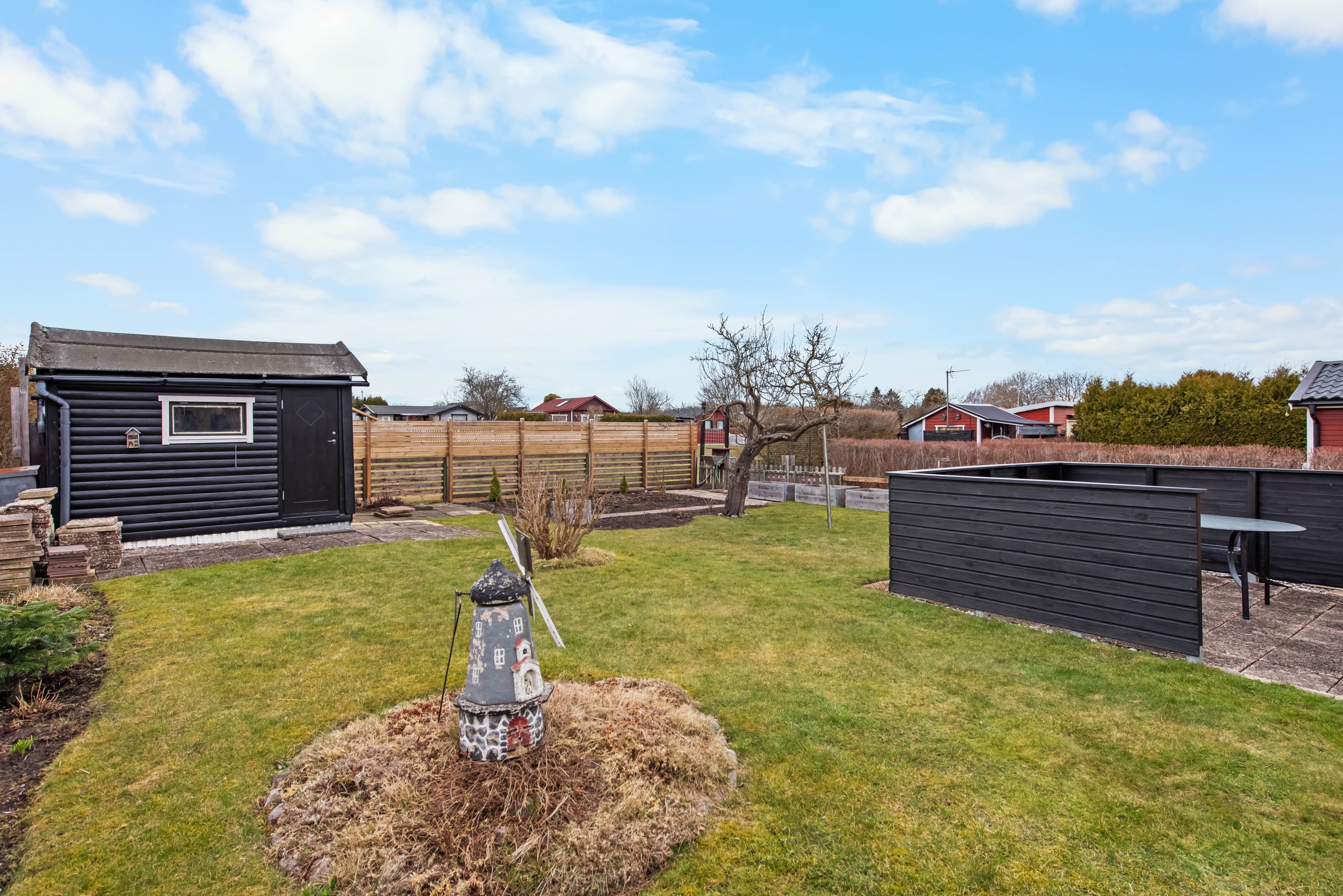 Stort förråd med gott om förvaring