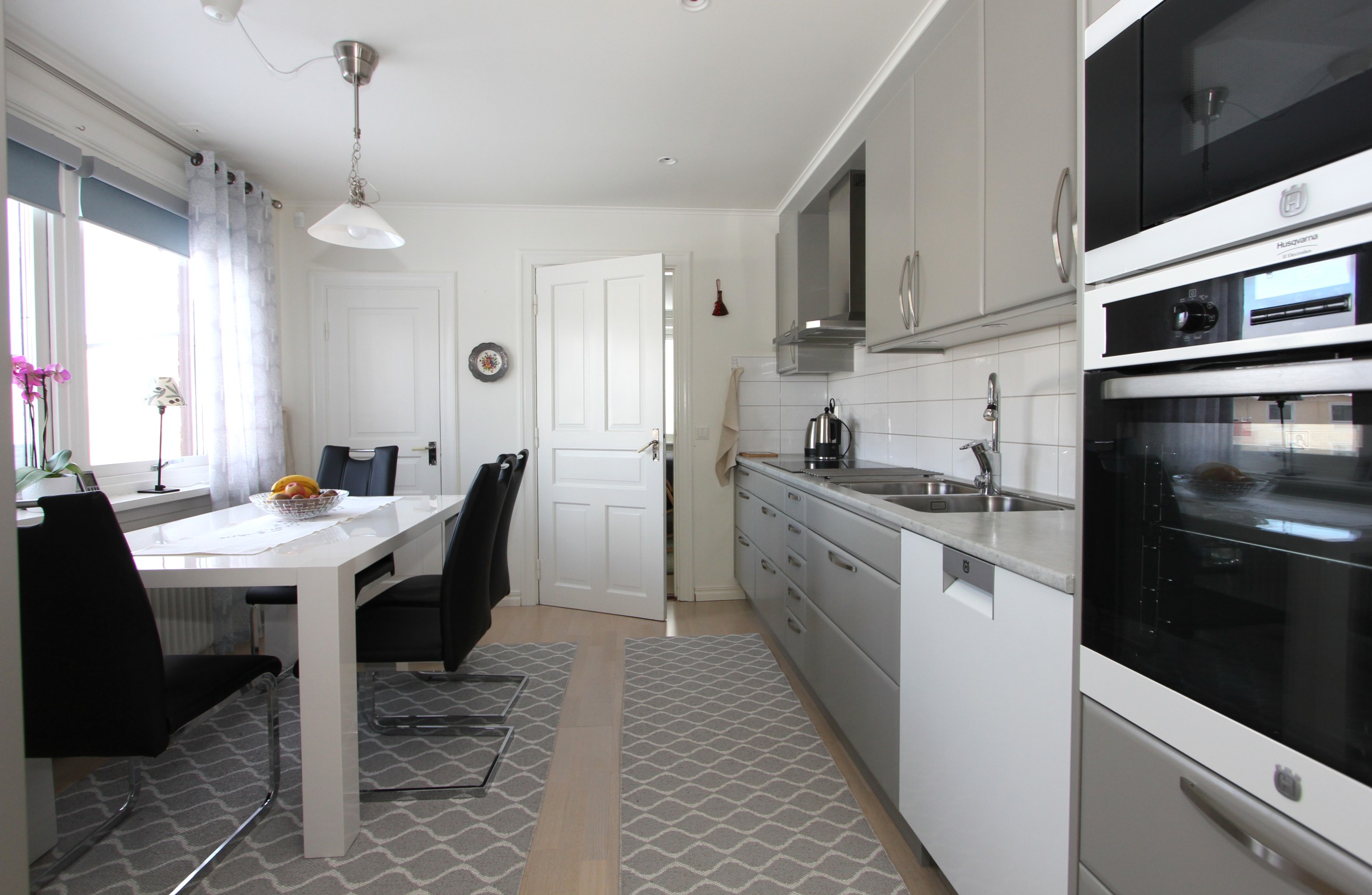 Och så det fina nyrenoverade köket!