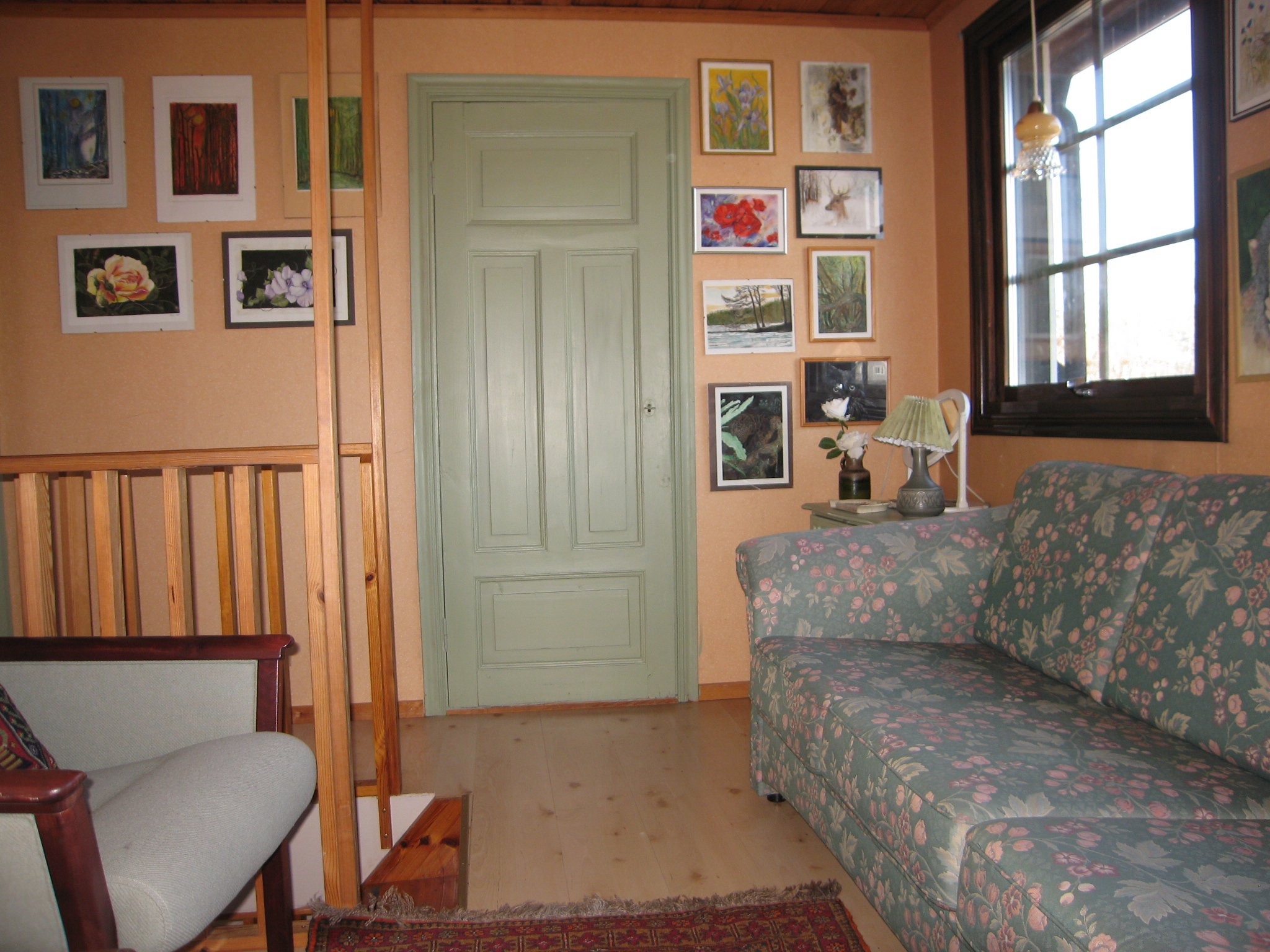Möblerad trapp hall