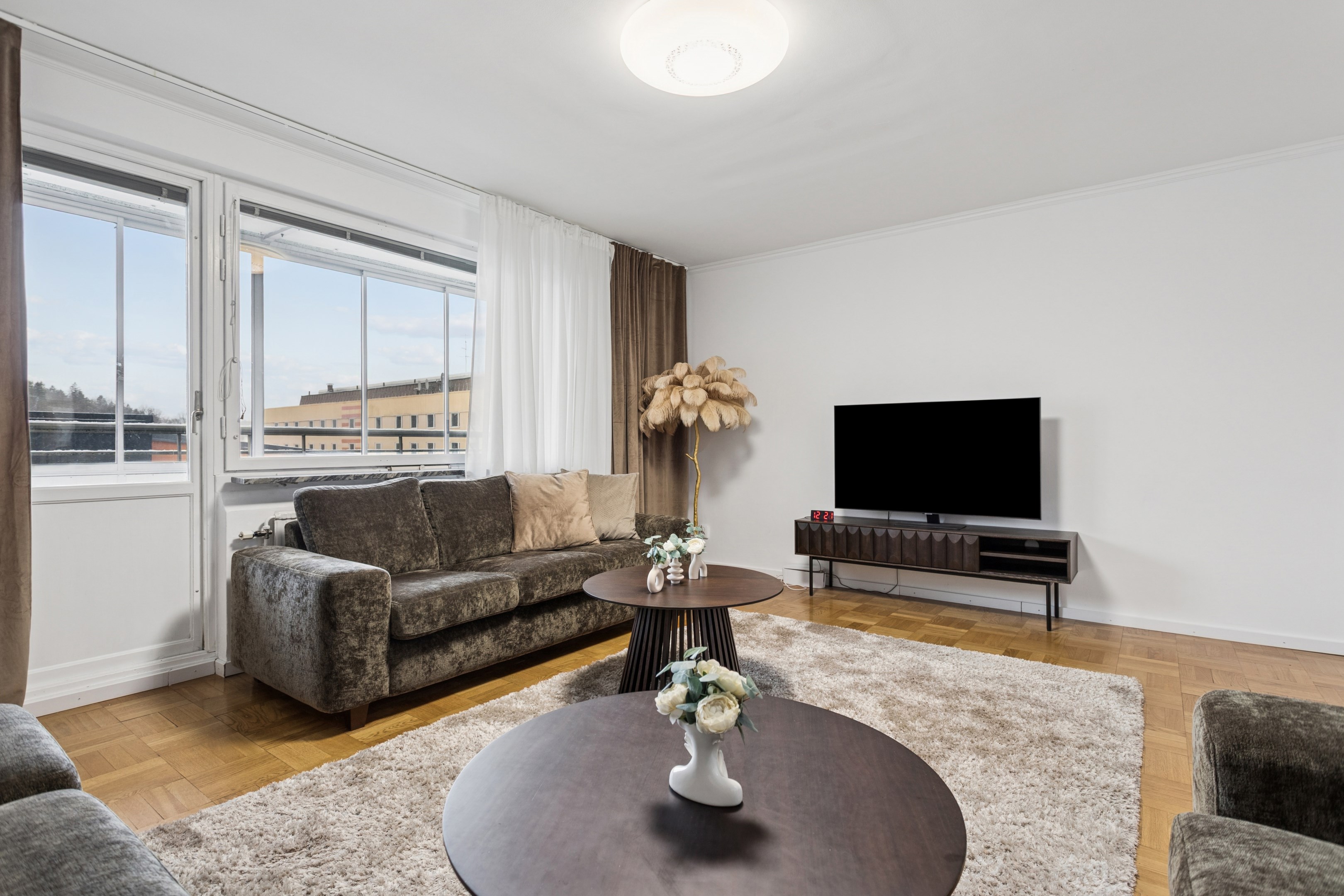 Flertalet fönster bidrar med bra ljusinsläpp