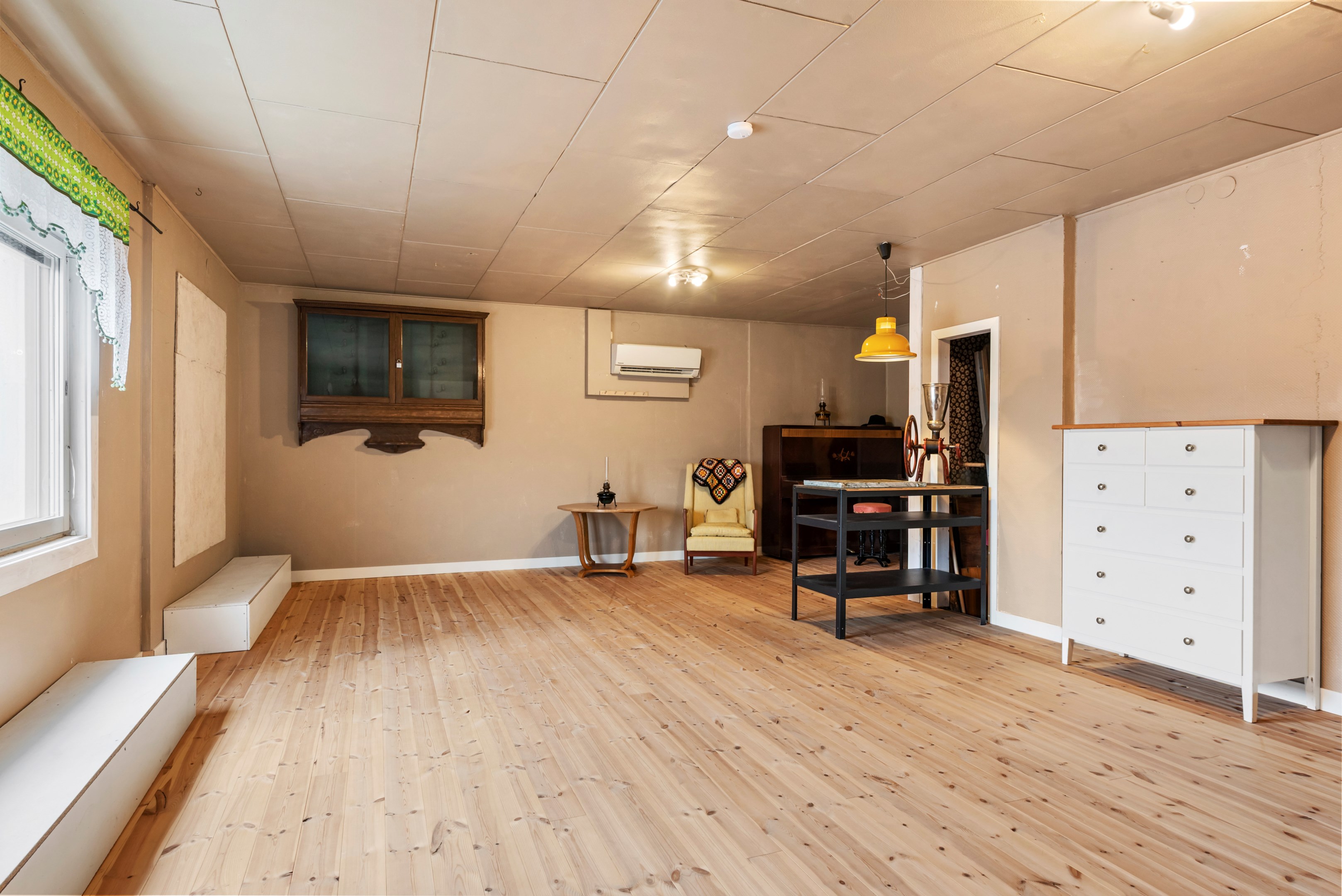 Stort rum f.d. loppis