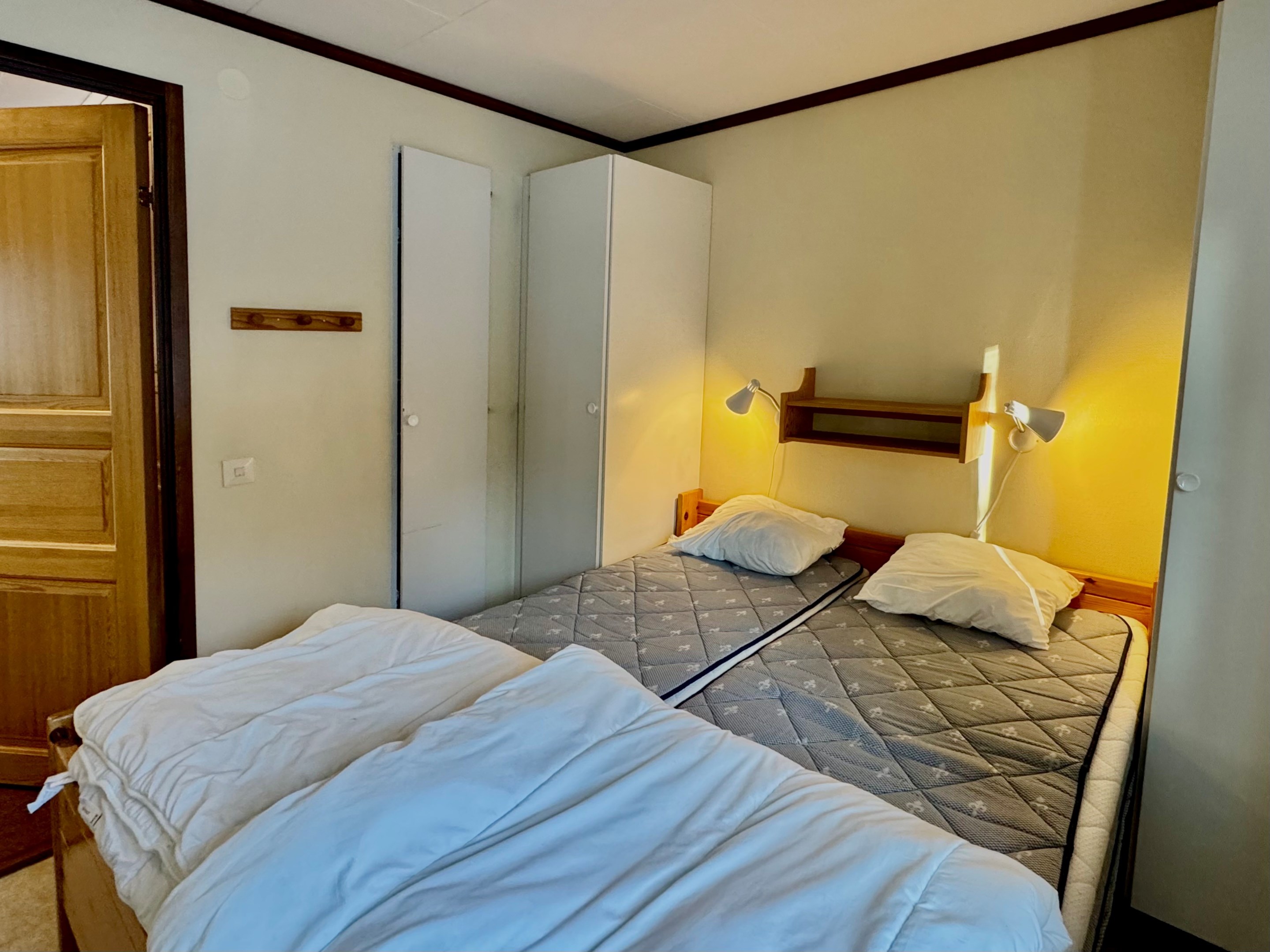 Frisk luft, värmande eldstad, sköna sängar