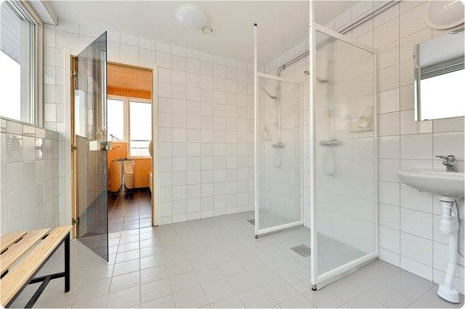 Föreningens bild av gemensam Dusch och bastu