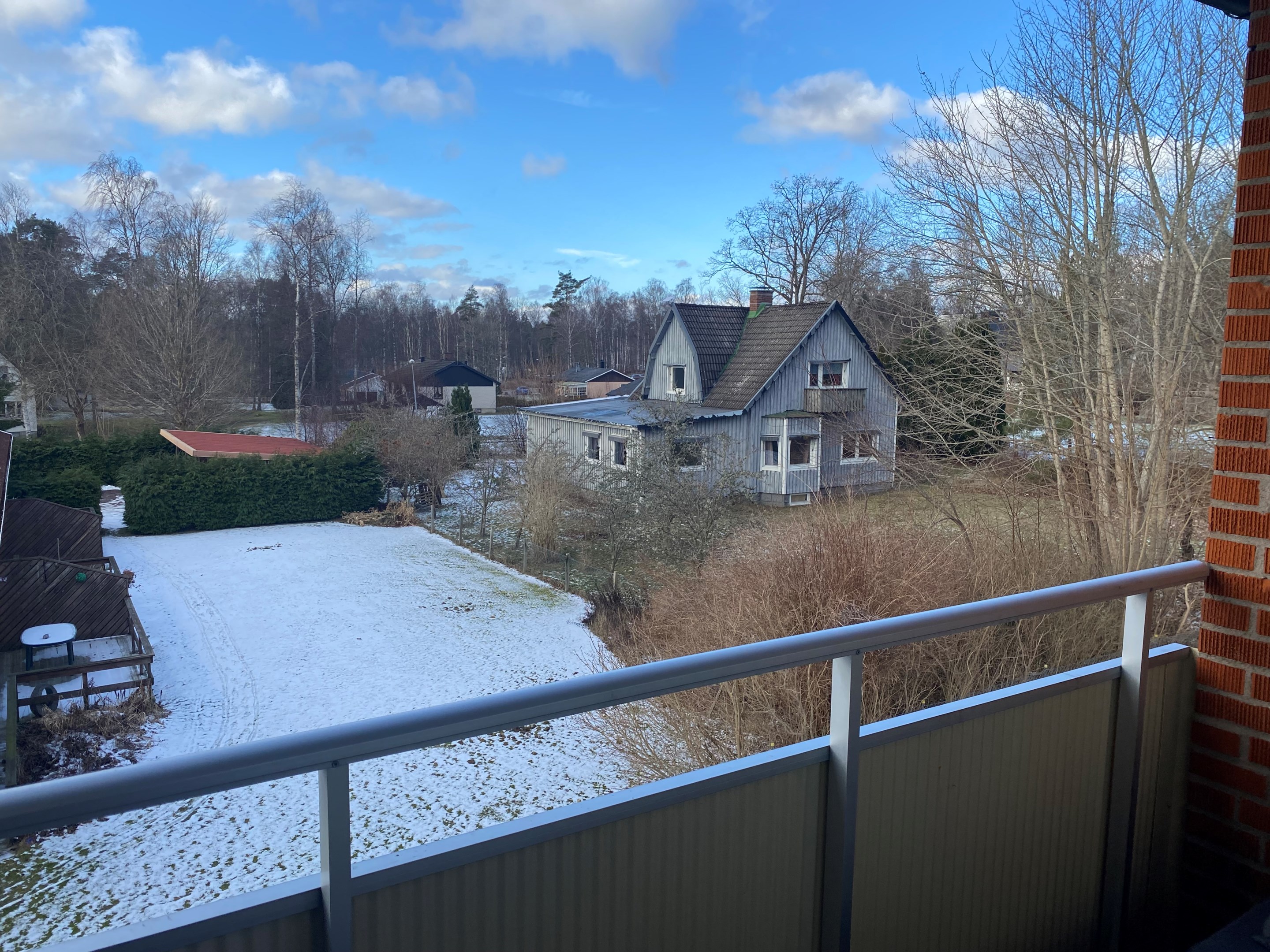 Utsikt från balkong.