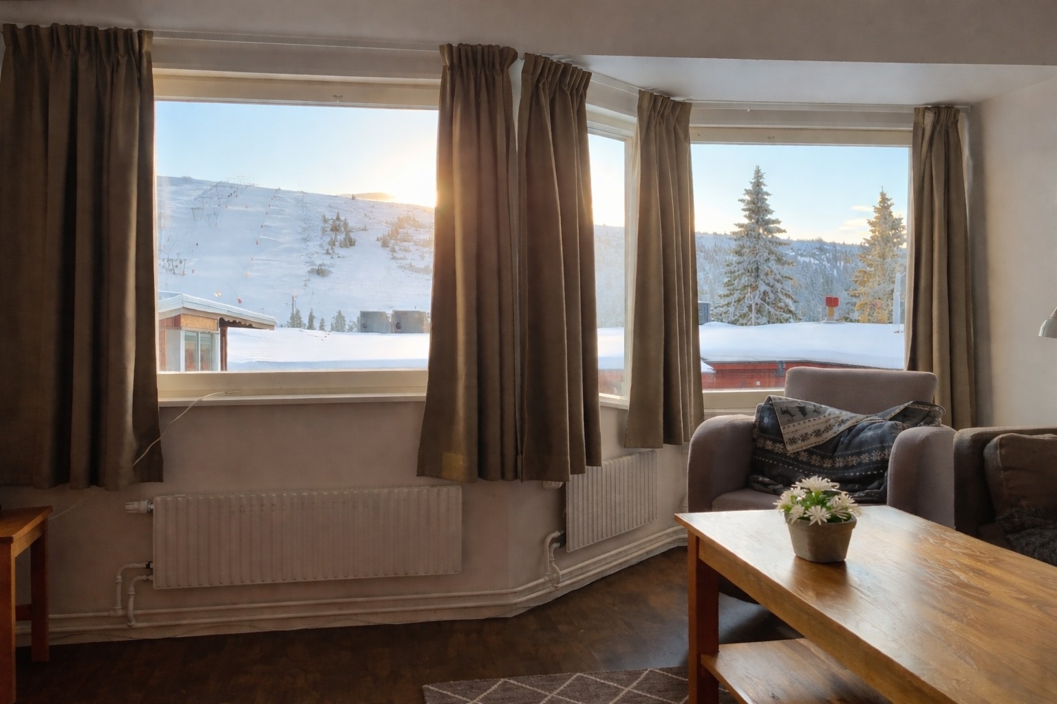 Exempelbilder från annan lägenhet i föreningen.