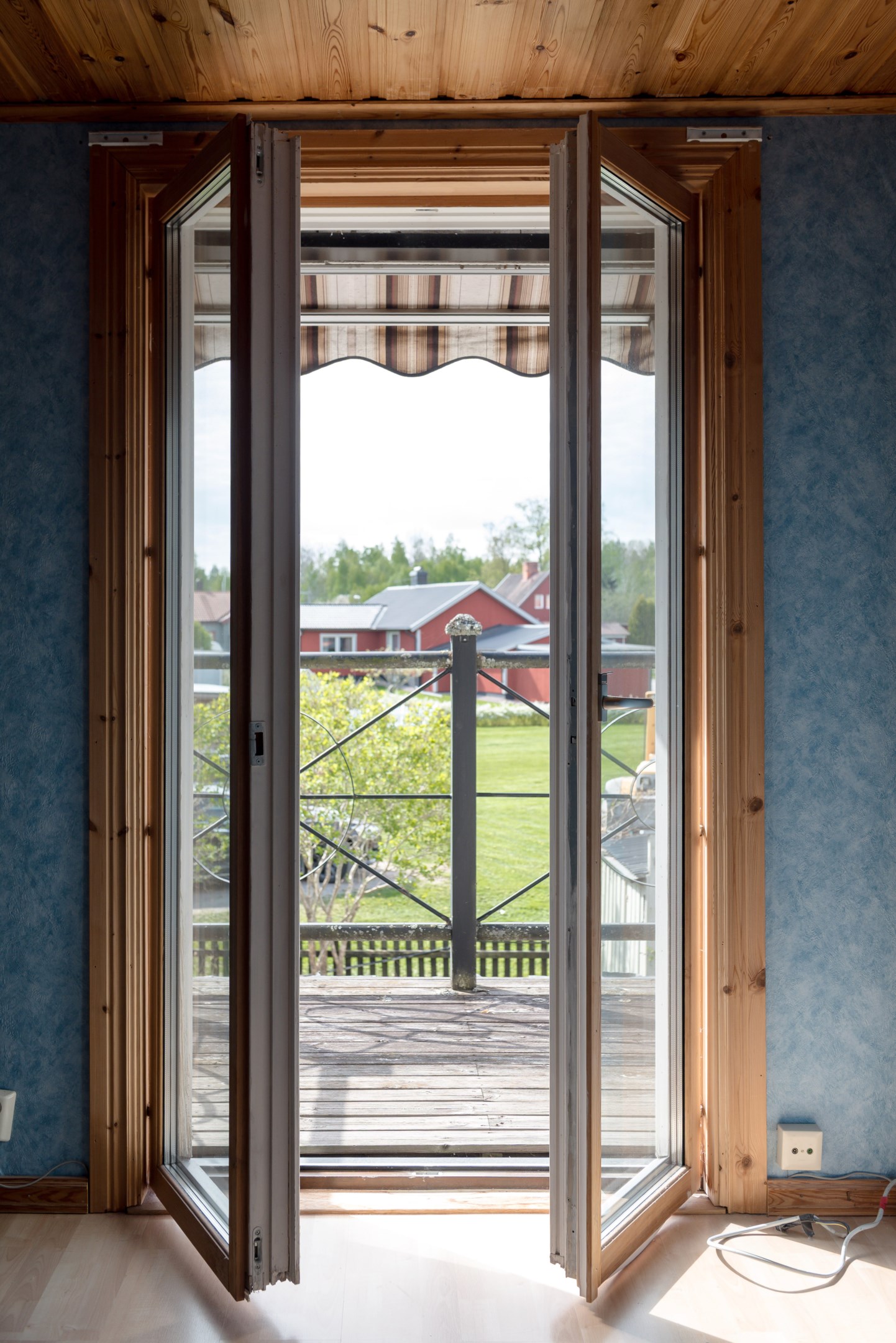 Utgång till balkong